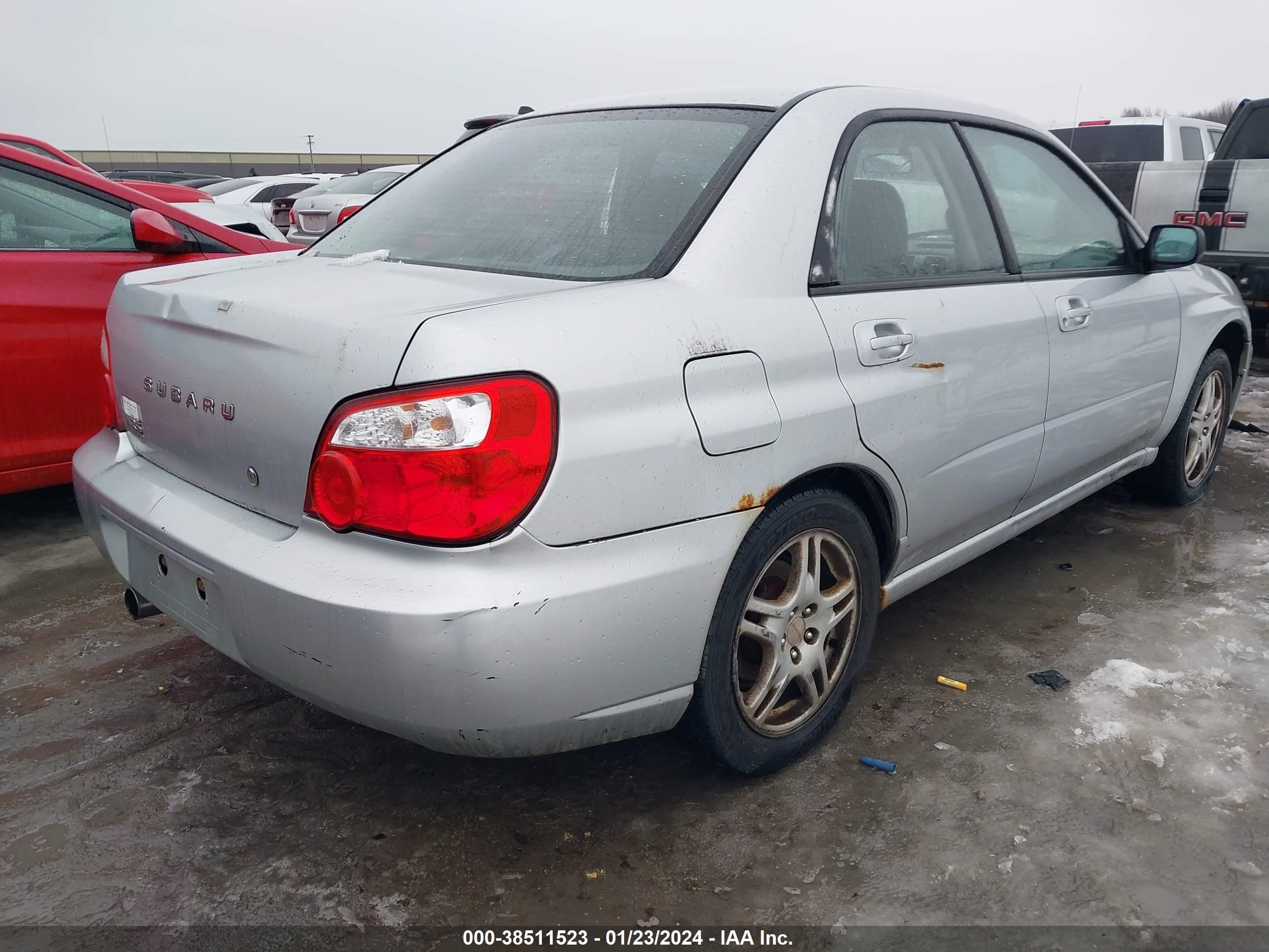 Photo 3 VIN: JF1GD67555H500645 - SUBARU IMPREZA 