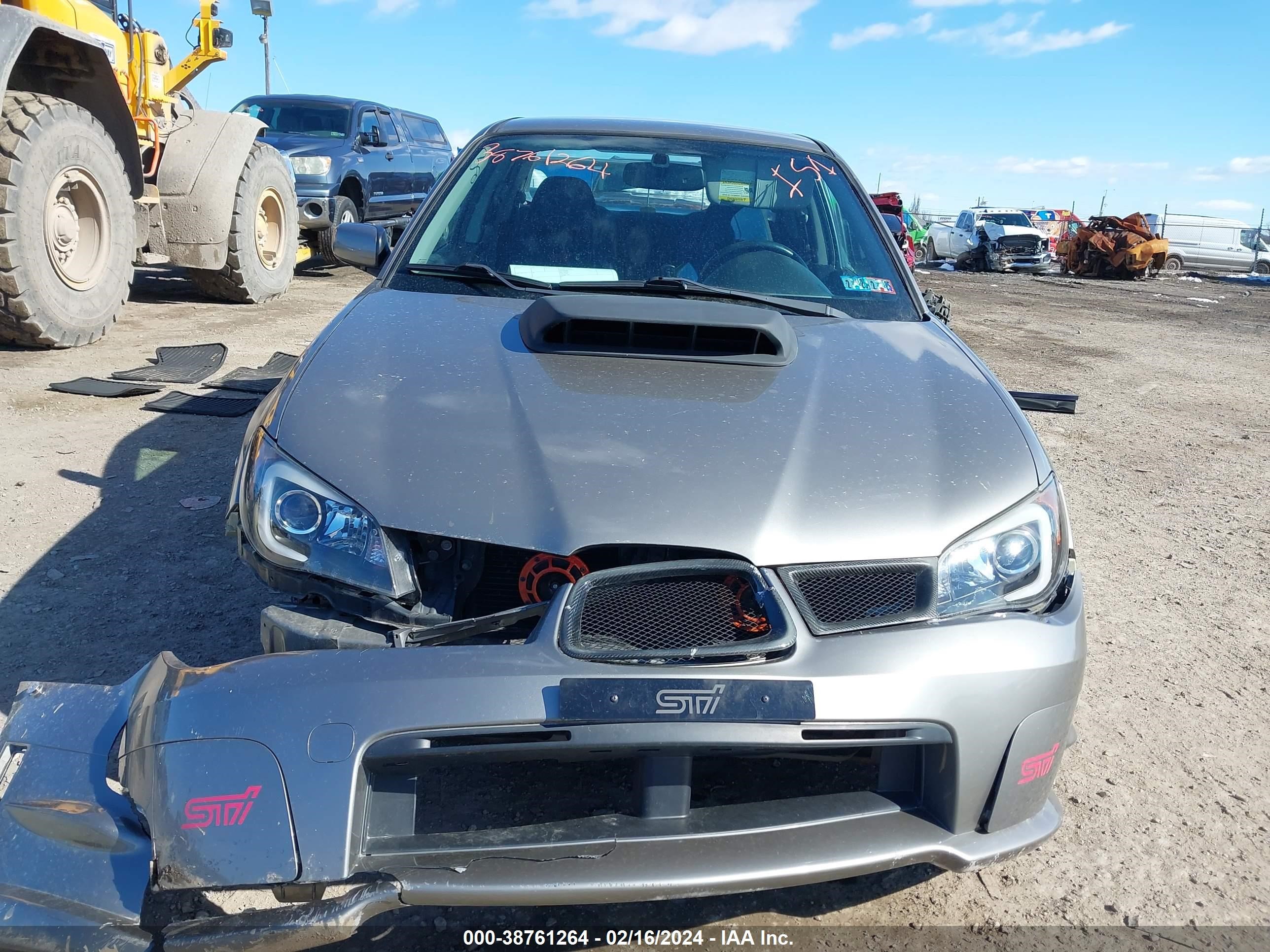 Photo 11 VIN: JF1GD70616L517353 - SUBARU IMPREZA WRX STI 