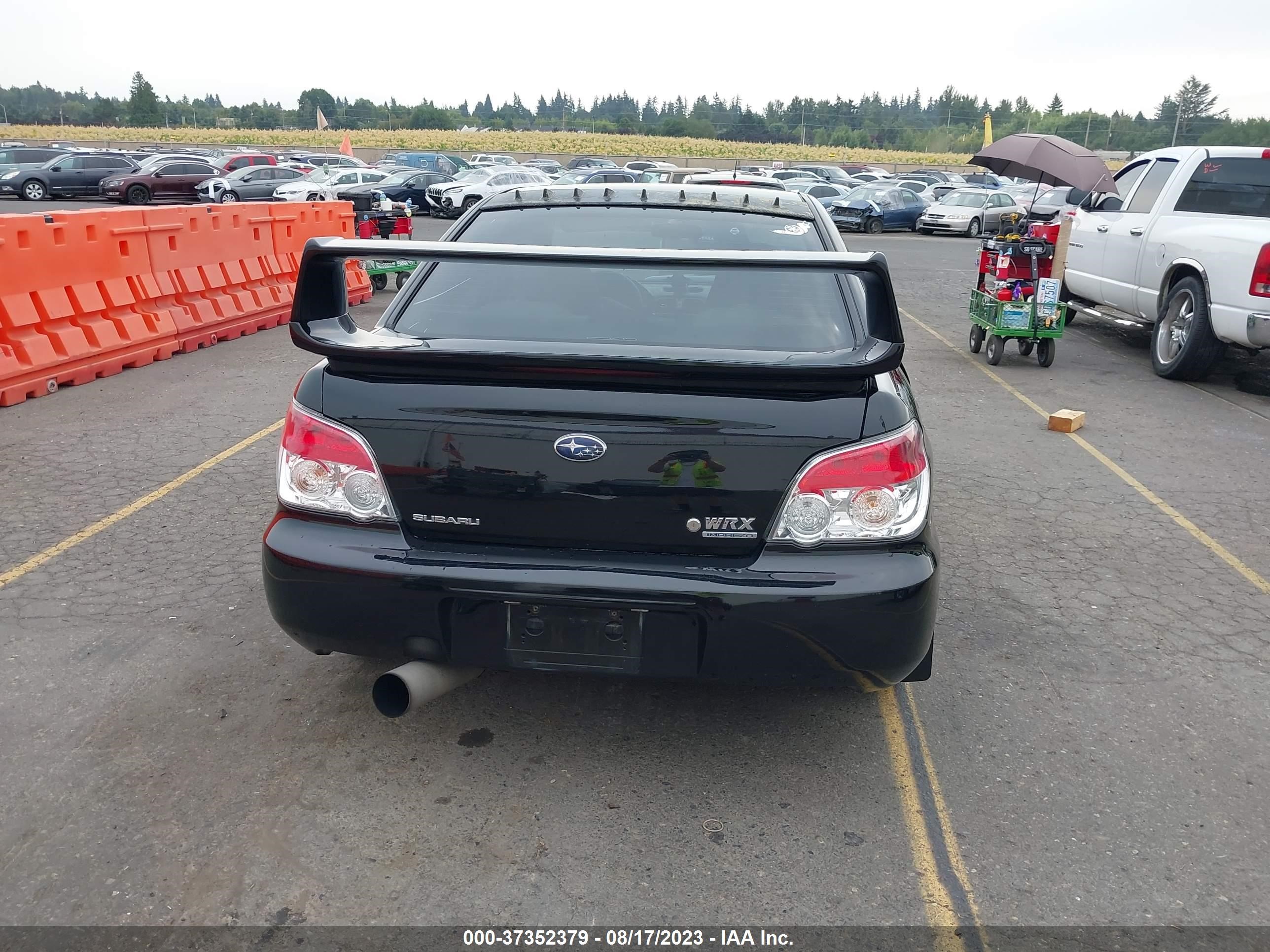 Photo 15 VIN: JF1GD74687G518066 - SUBARU IMPREZA 