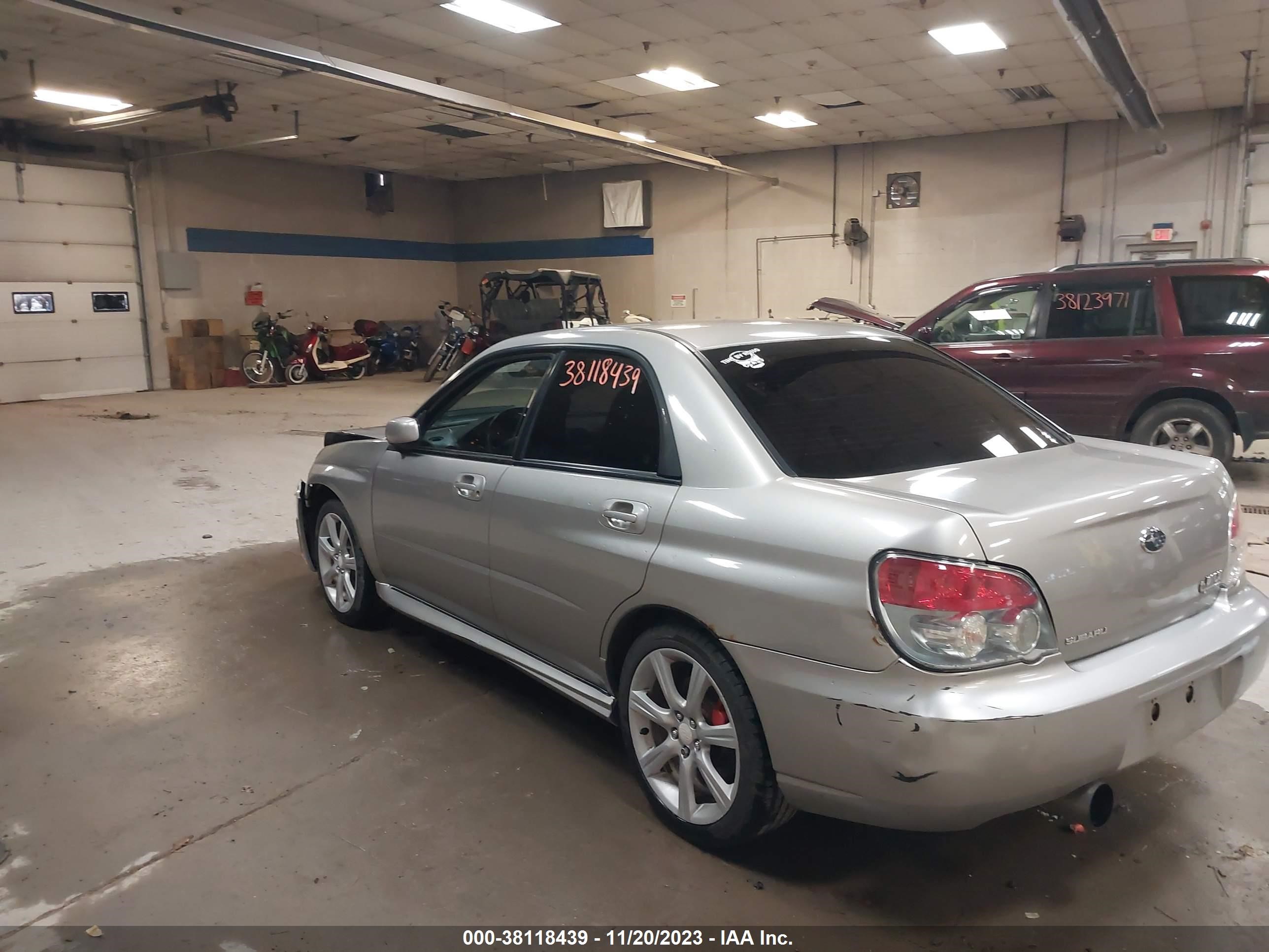 Photo 2 VIN: JF1GD746X7G506727 - SUBARU IMPREZA 