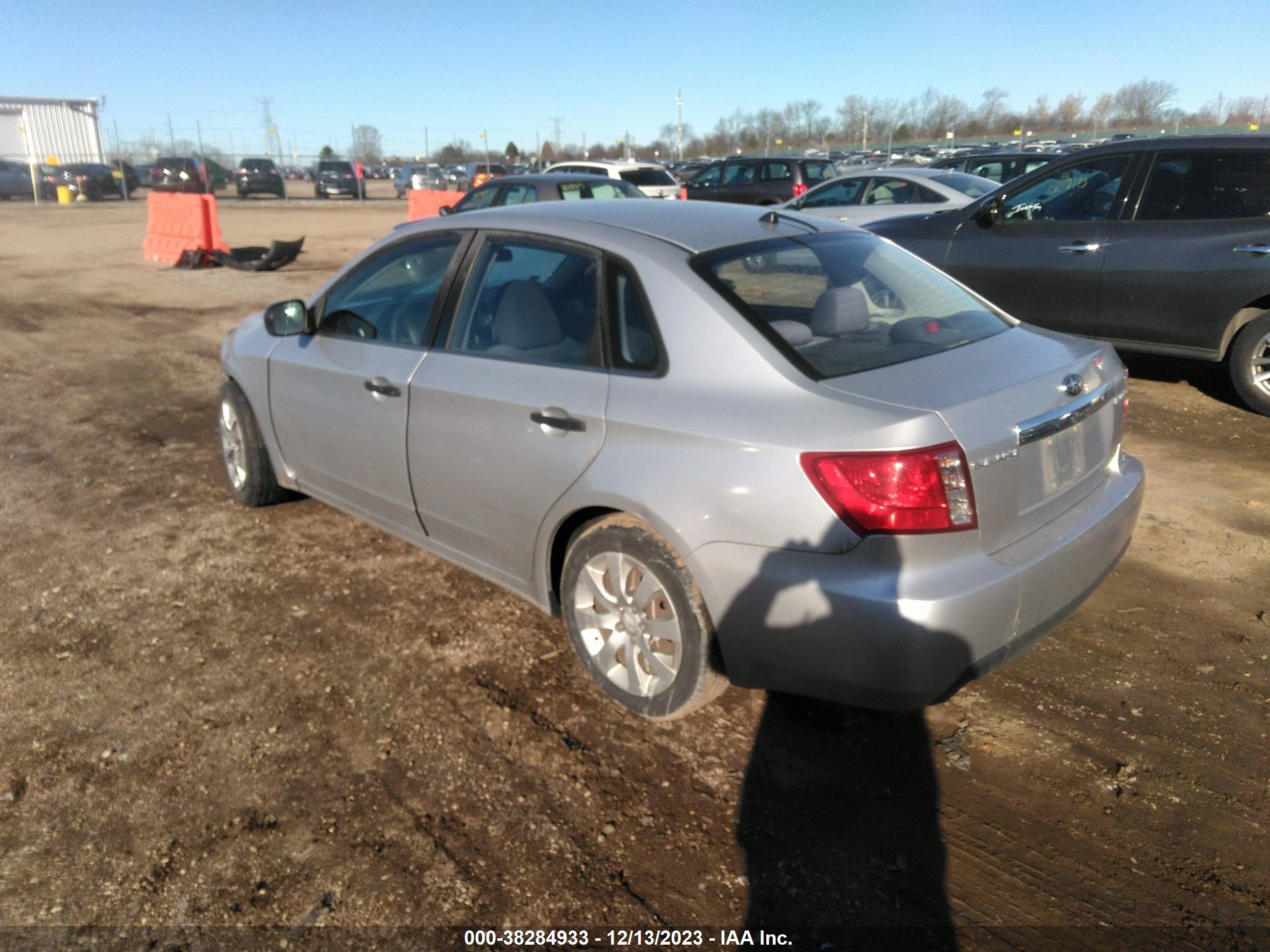 Photo 2 VIN: JF1GE61658H517786 - SUBARU IMPREZA 