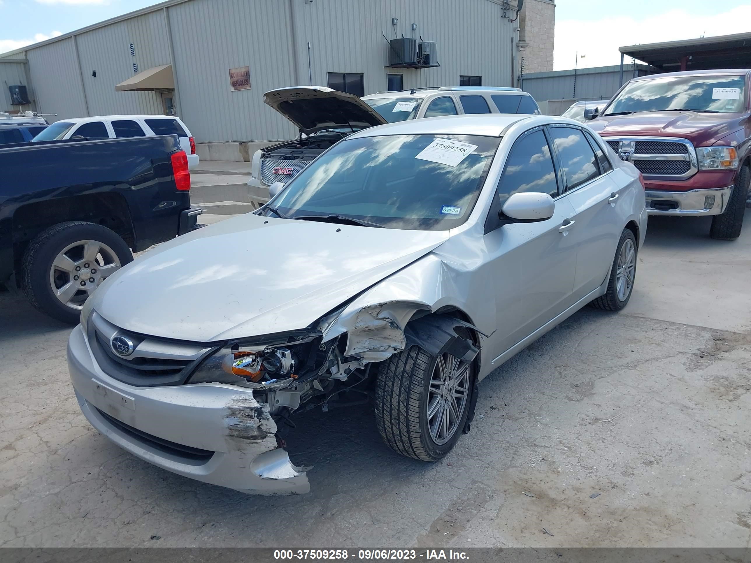 Photo 5 VIN: JF1GE6A61AH504930 - SUBARU IMPREZA 