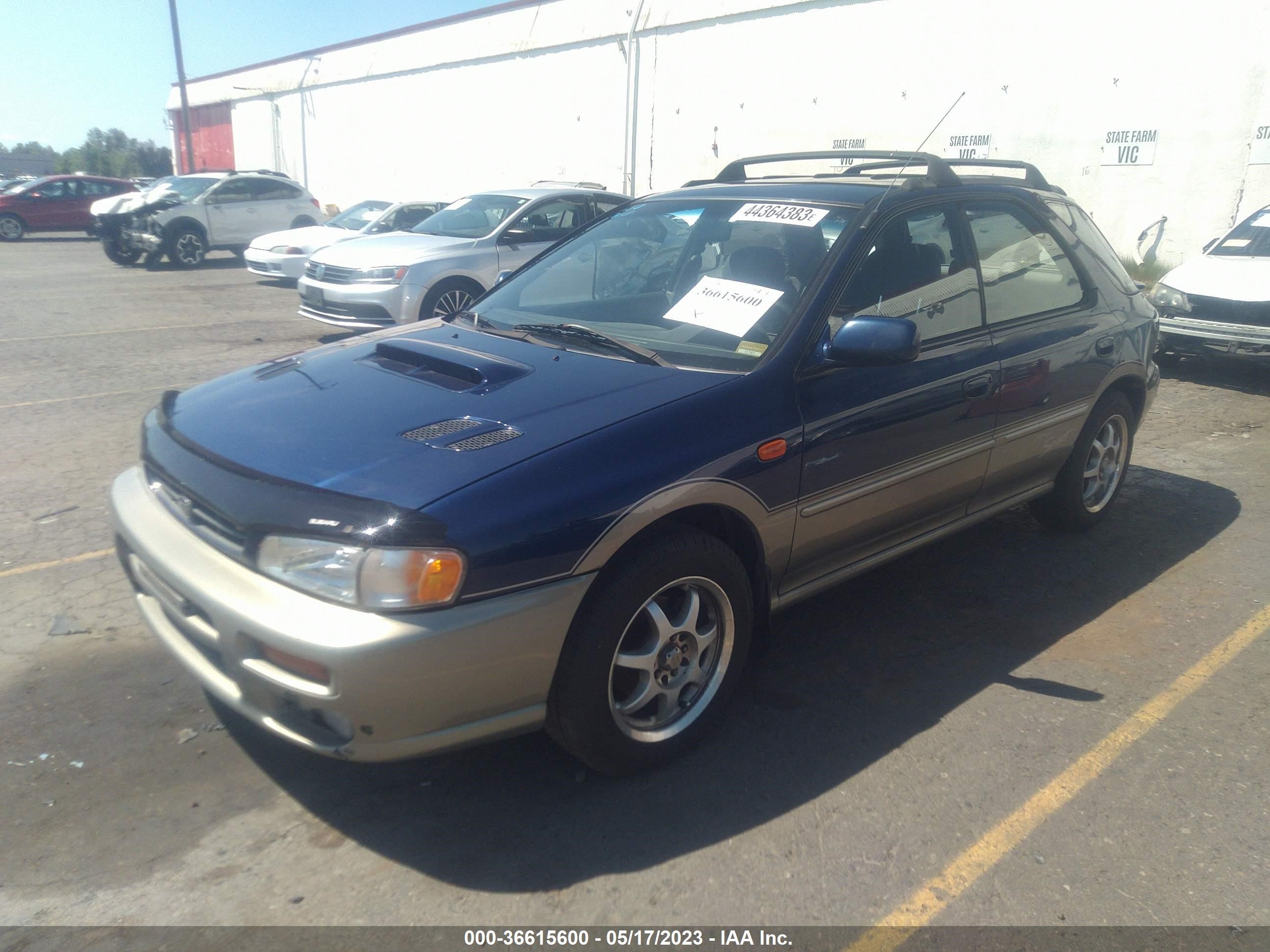 Photo 1 VIN: JF1GF4850YG803033 - SUBARU OUTBACK 