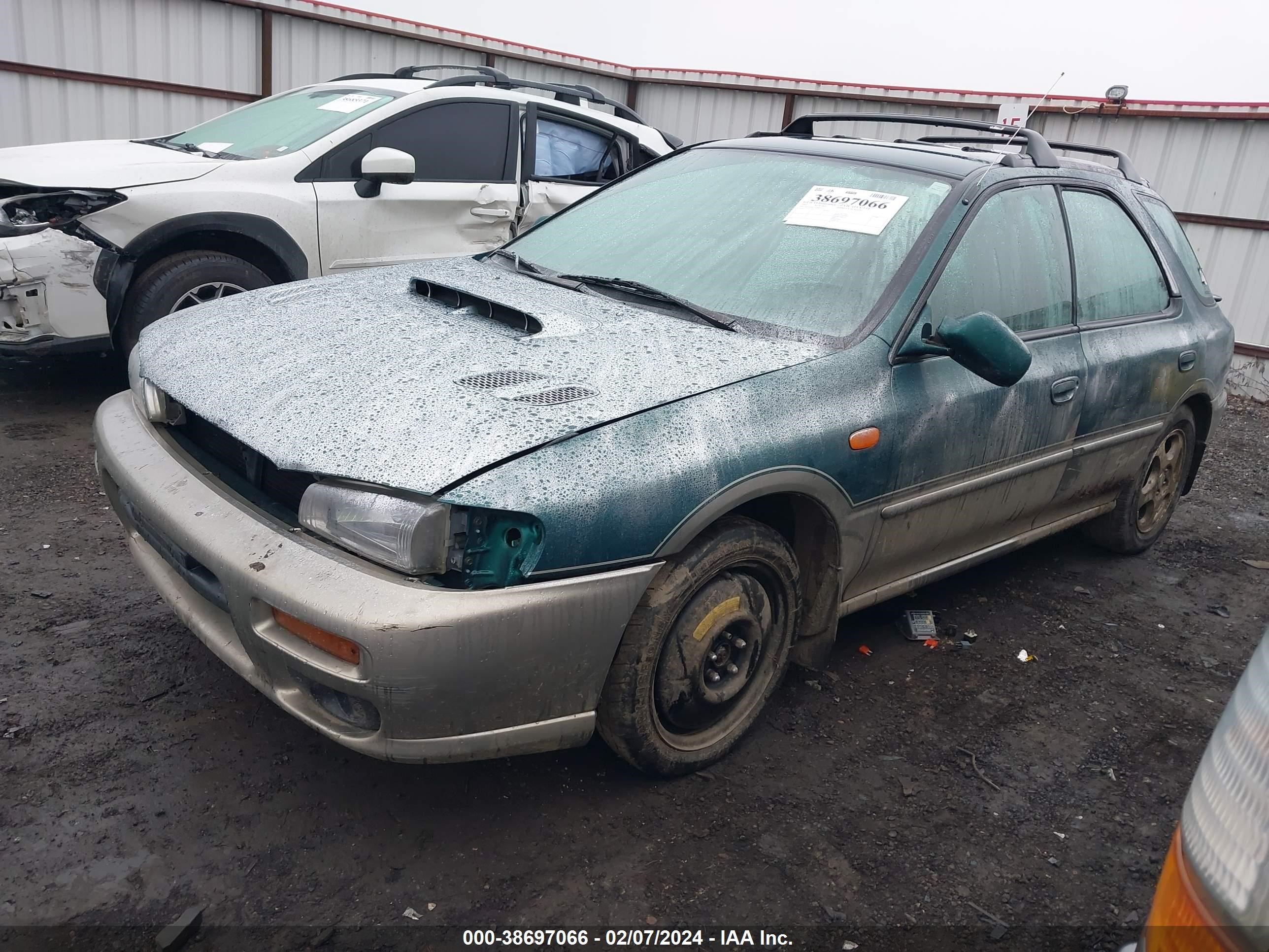 Photo 1 VIN: JF1GF48531H804323 - SUBARU IMPREZA 