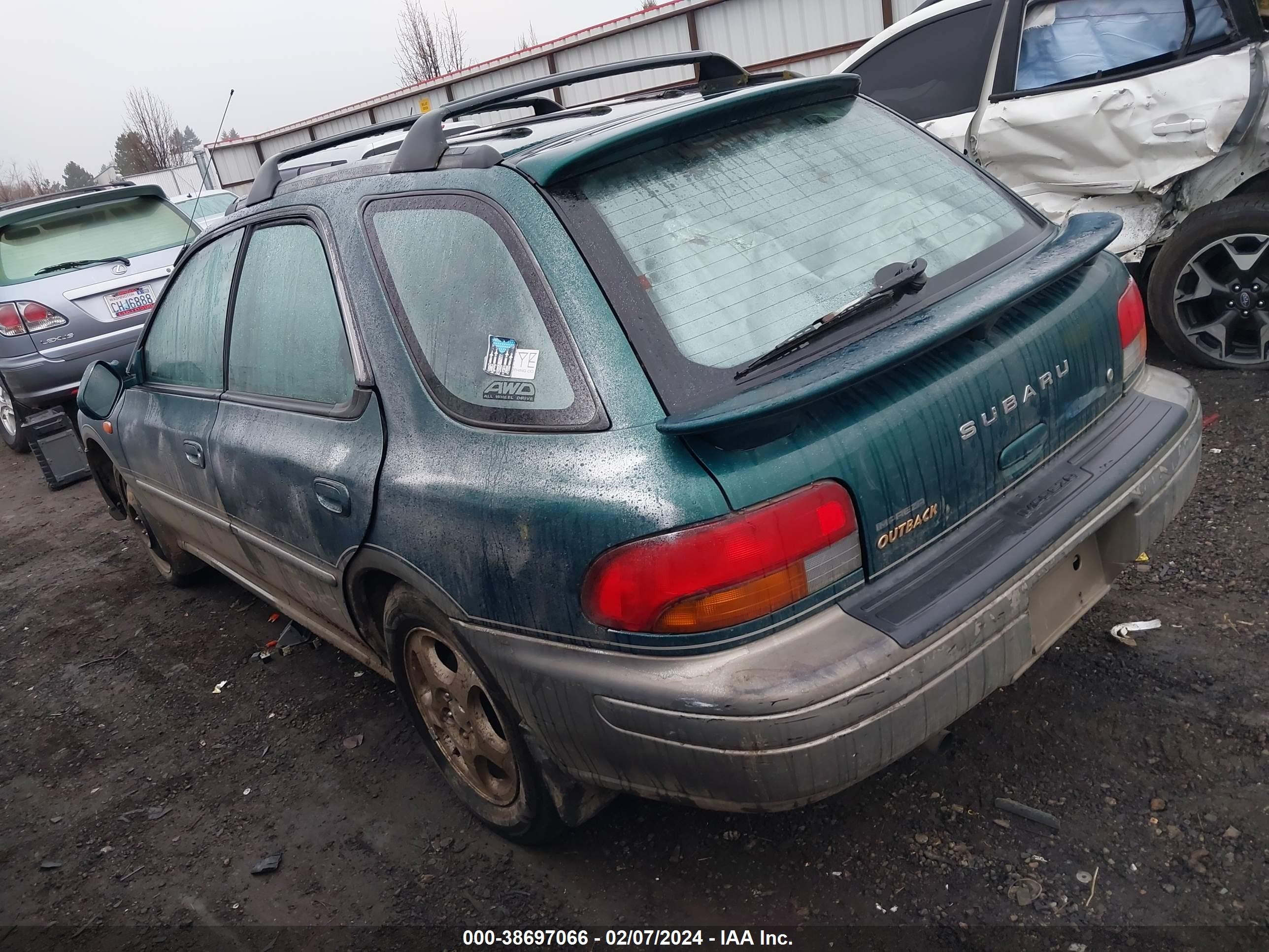 Photo 2 VIN: JF1GF48531H804323 - SUBARU IMPREZA 