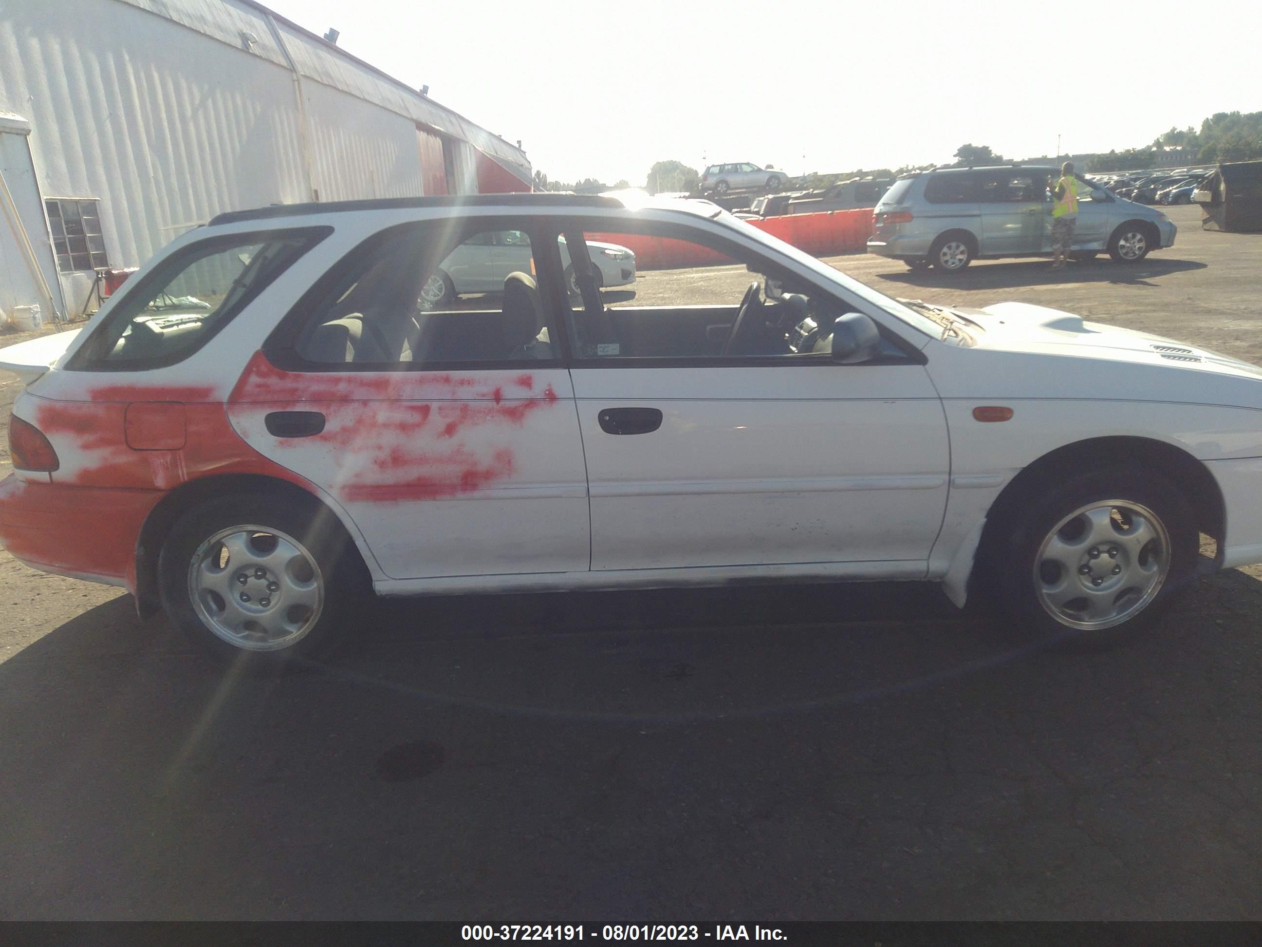 Photo 11 VIN: JF1GF4853XG808824 - SUBARU IMPREZA 