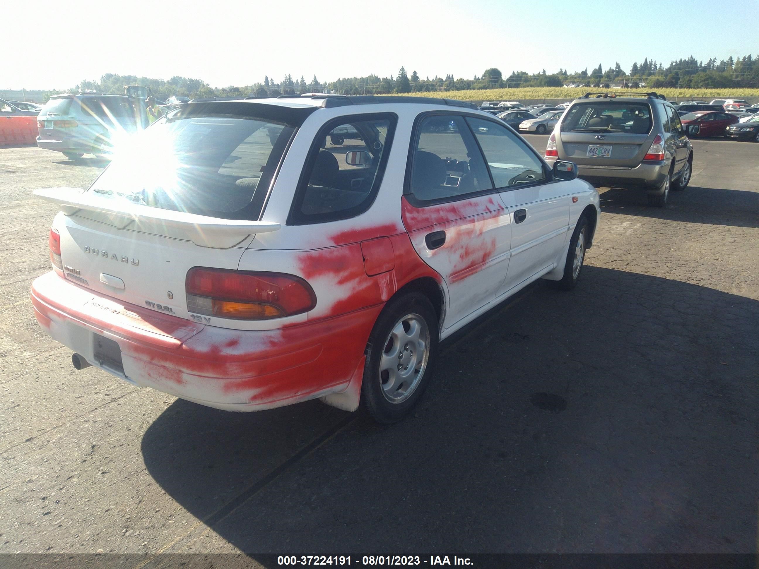 Photo 3 VIN: JF1GF4853XG808824 - SUBARU IMPREZA 