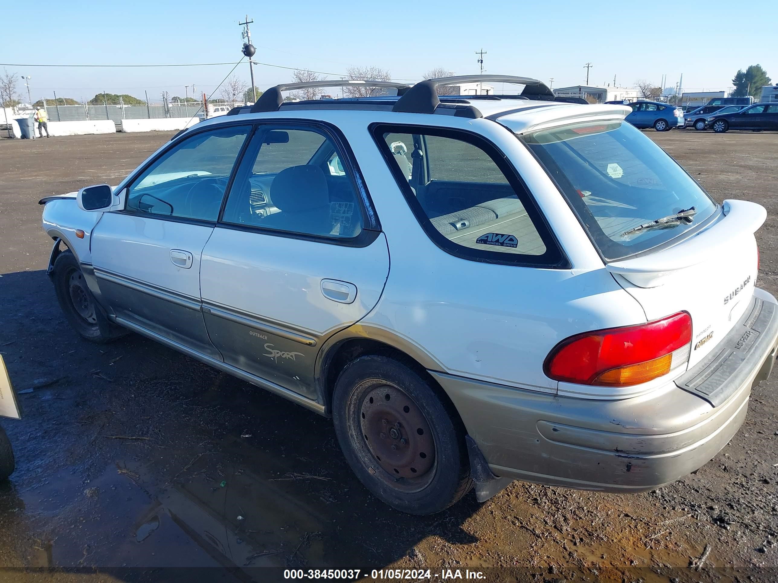 Photo 2 VIN: JF1GF48561H802968 - SUBARU IMPREZA 