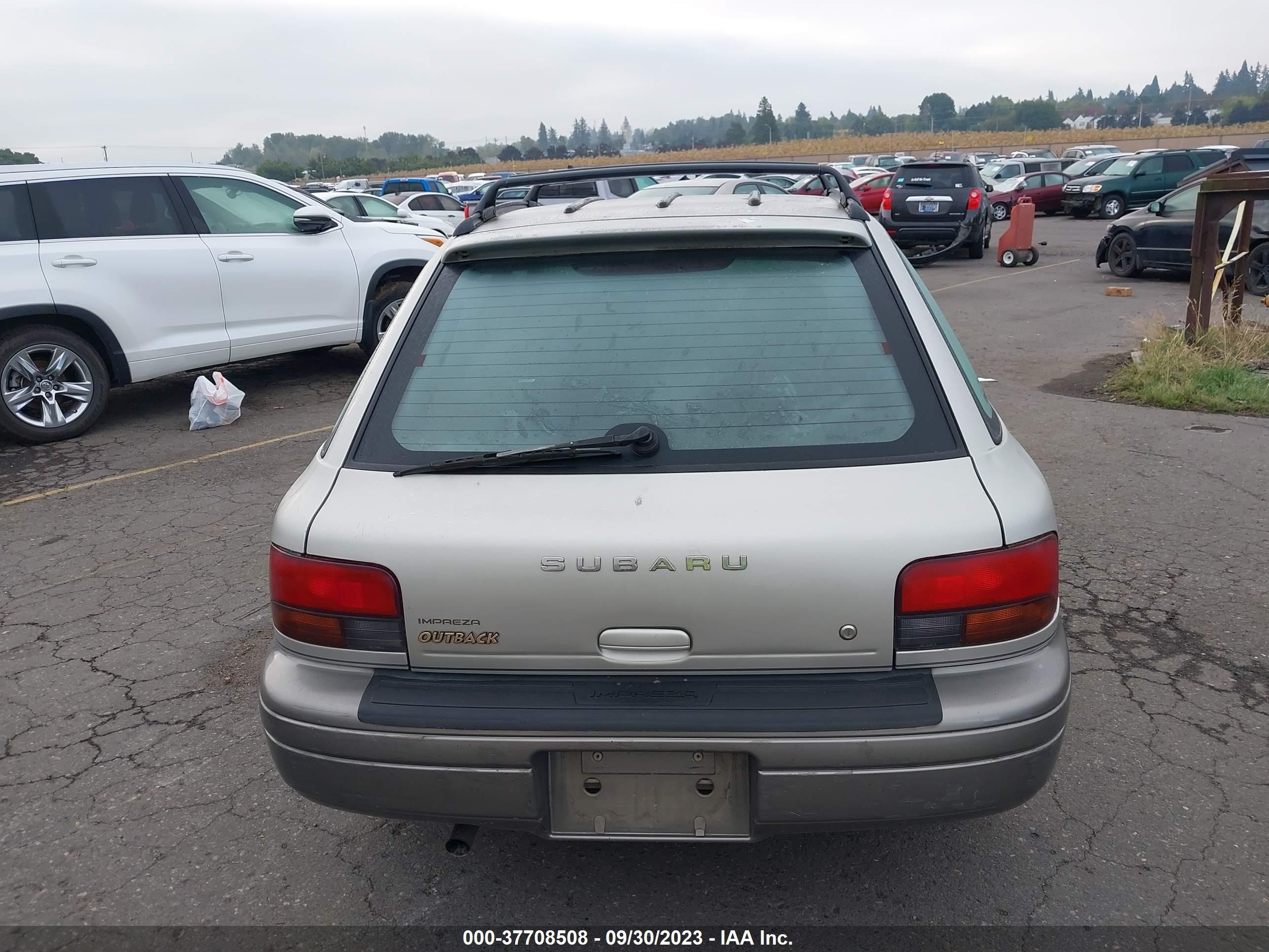 Photo 15 VIN: JF1GF4858XG809273 - SUBARU IMPREZA 