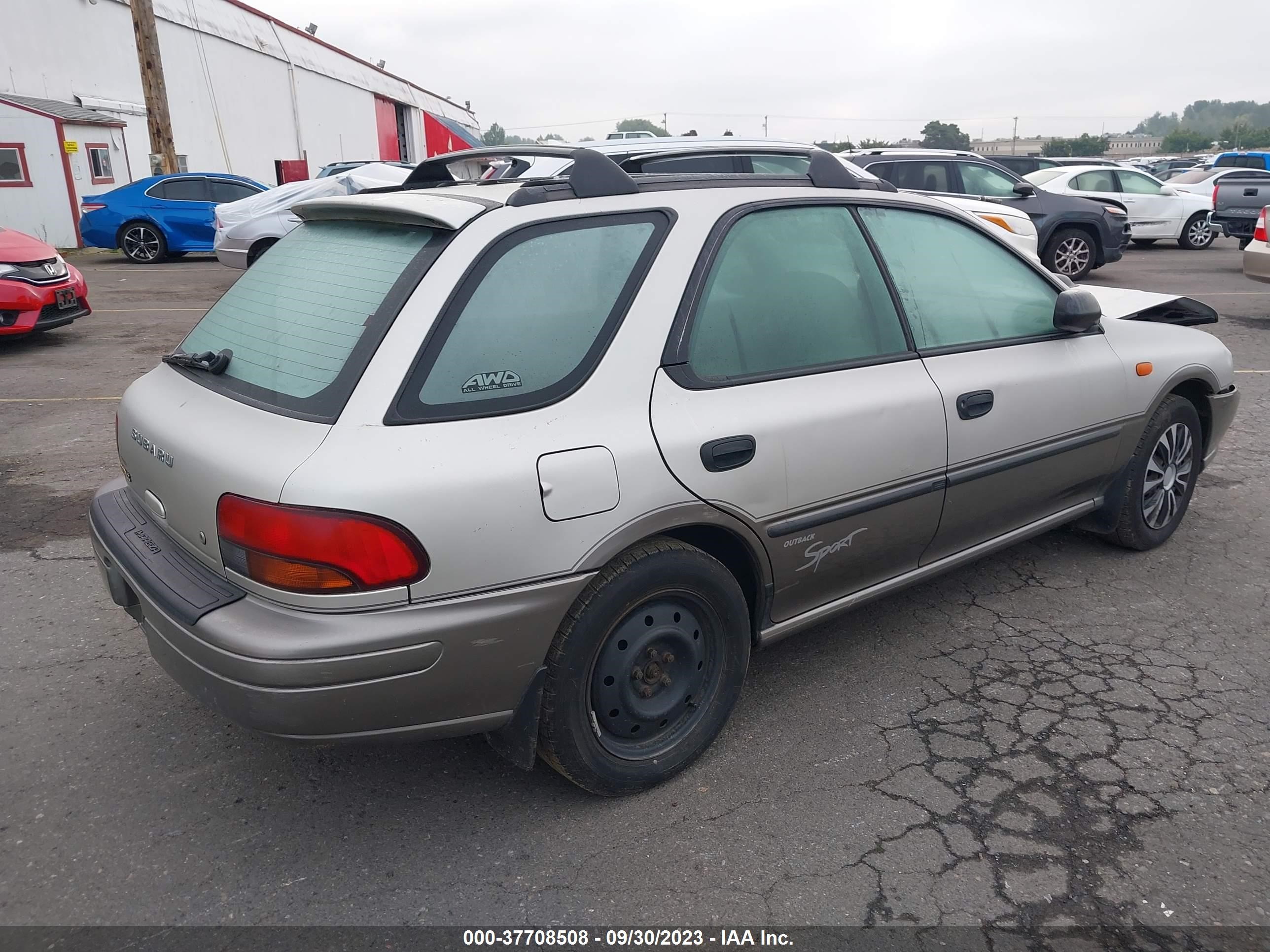 Photo 3 VIN: JF1GF4858XG809273 - SUBARU IMPREZA 