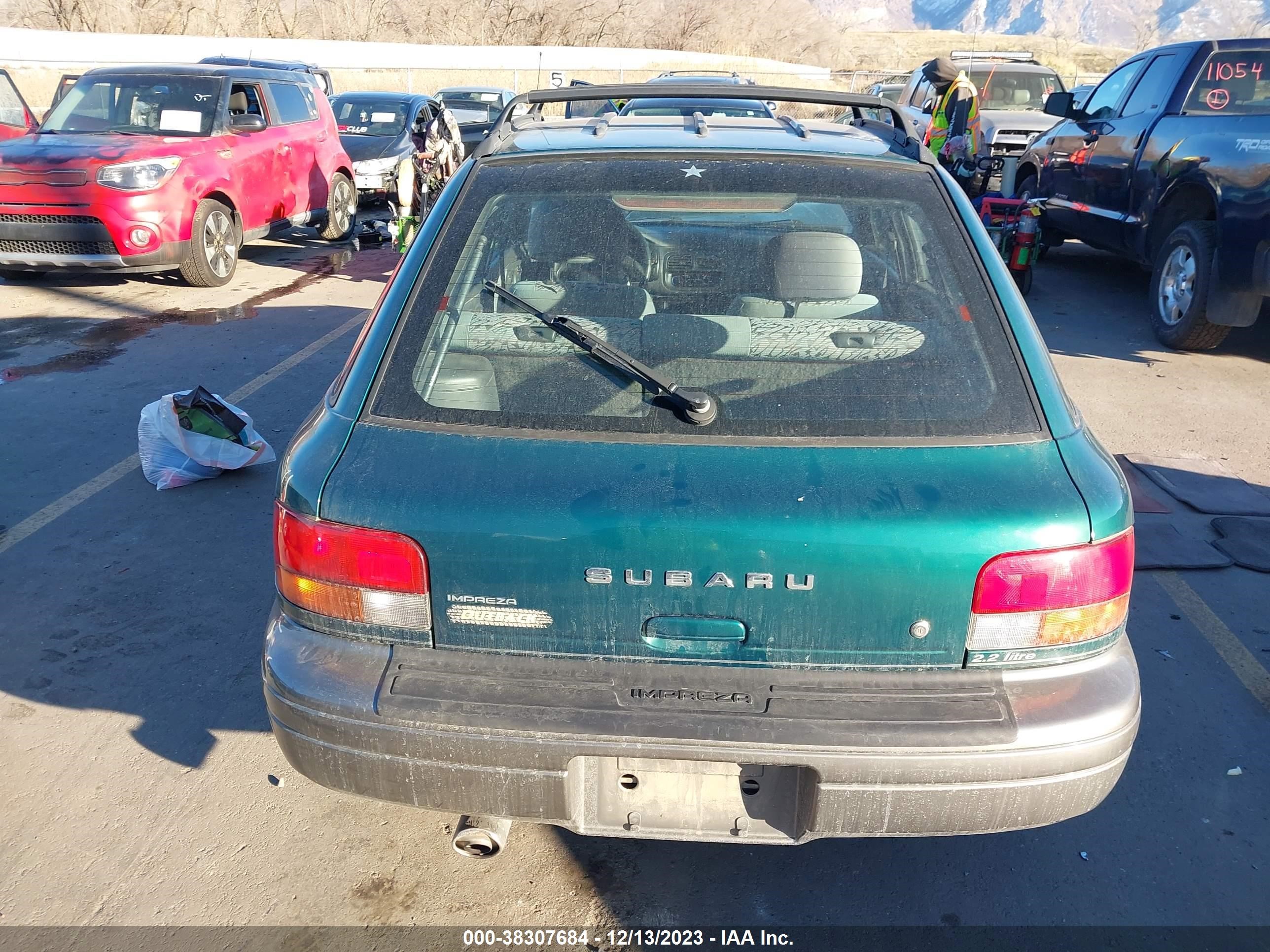 Photo 14 VIN: JF1GF4859VH810407 - SUBARU IMPREZA 