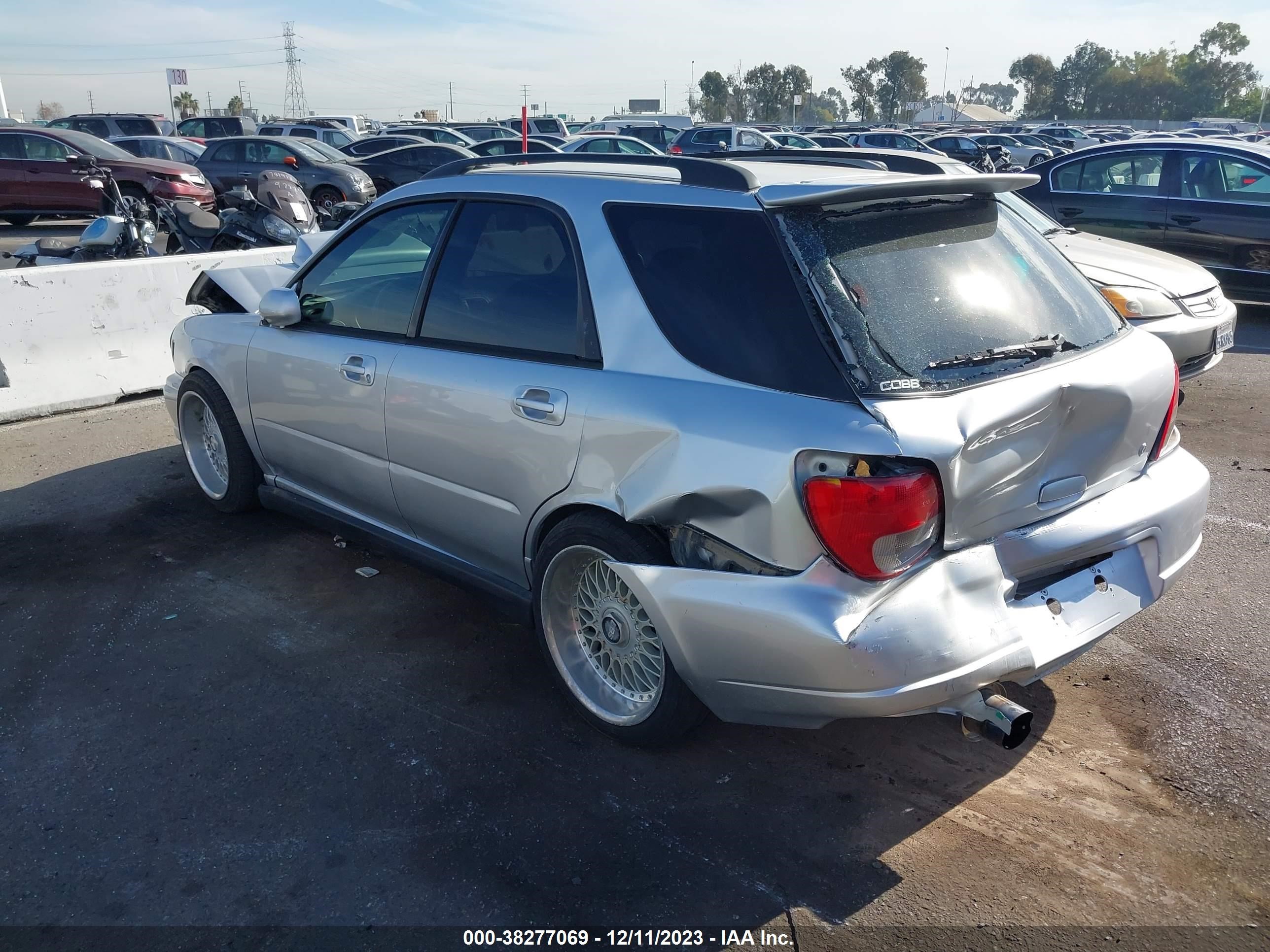 Photo 2 VIN: JF1GG29602G813982 - SUBARU IMPREZA 