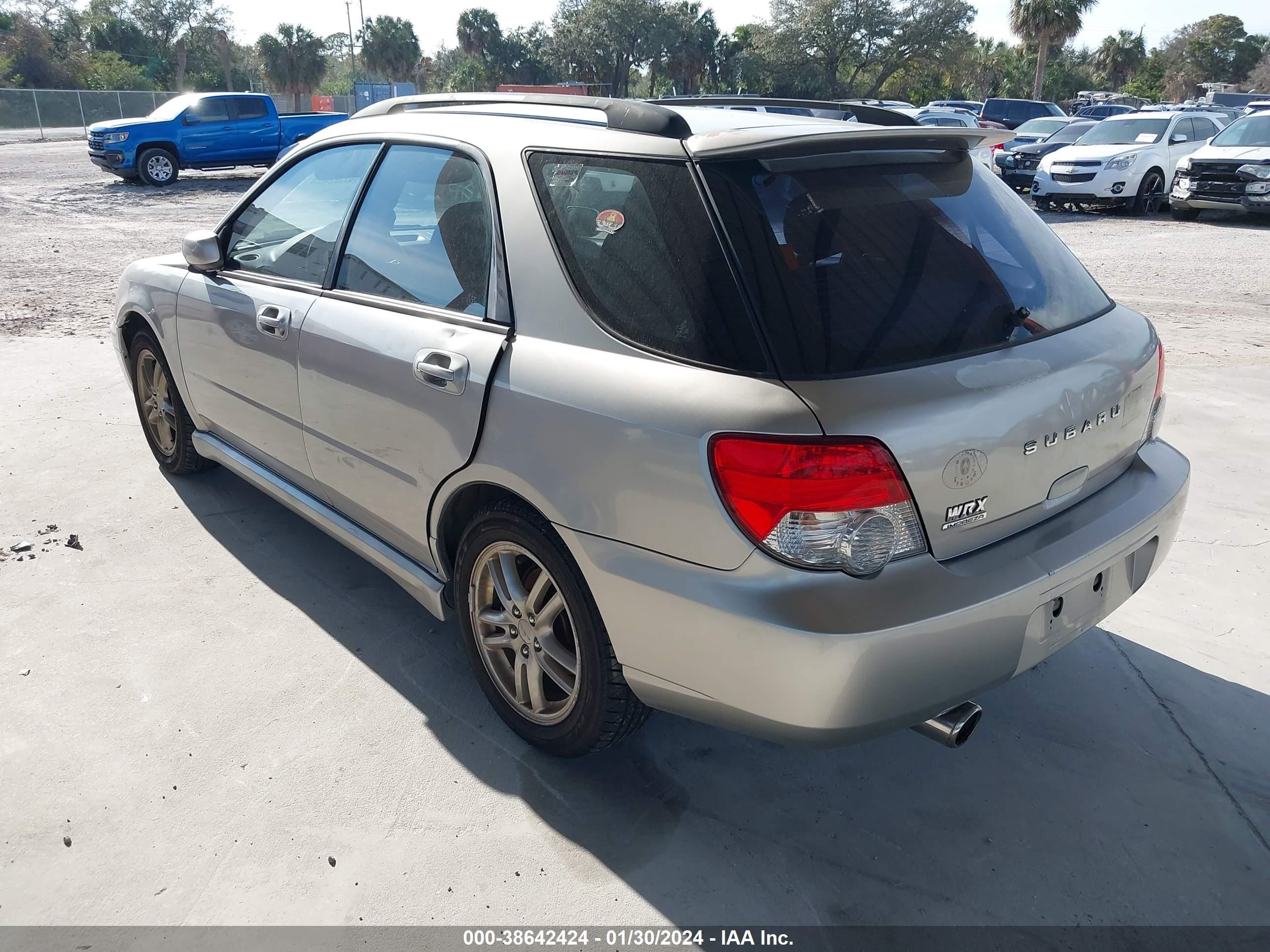 Photo 2 VIN: JF1GG29675G810145 - SUBARU IMPREZA 