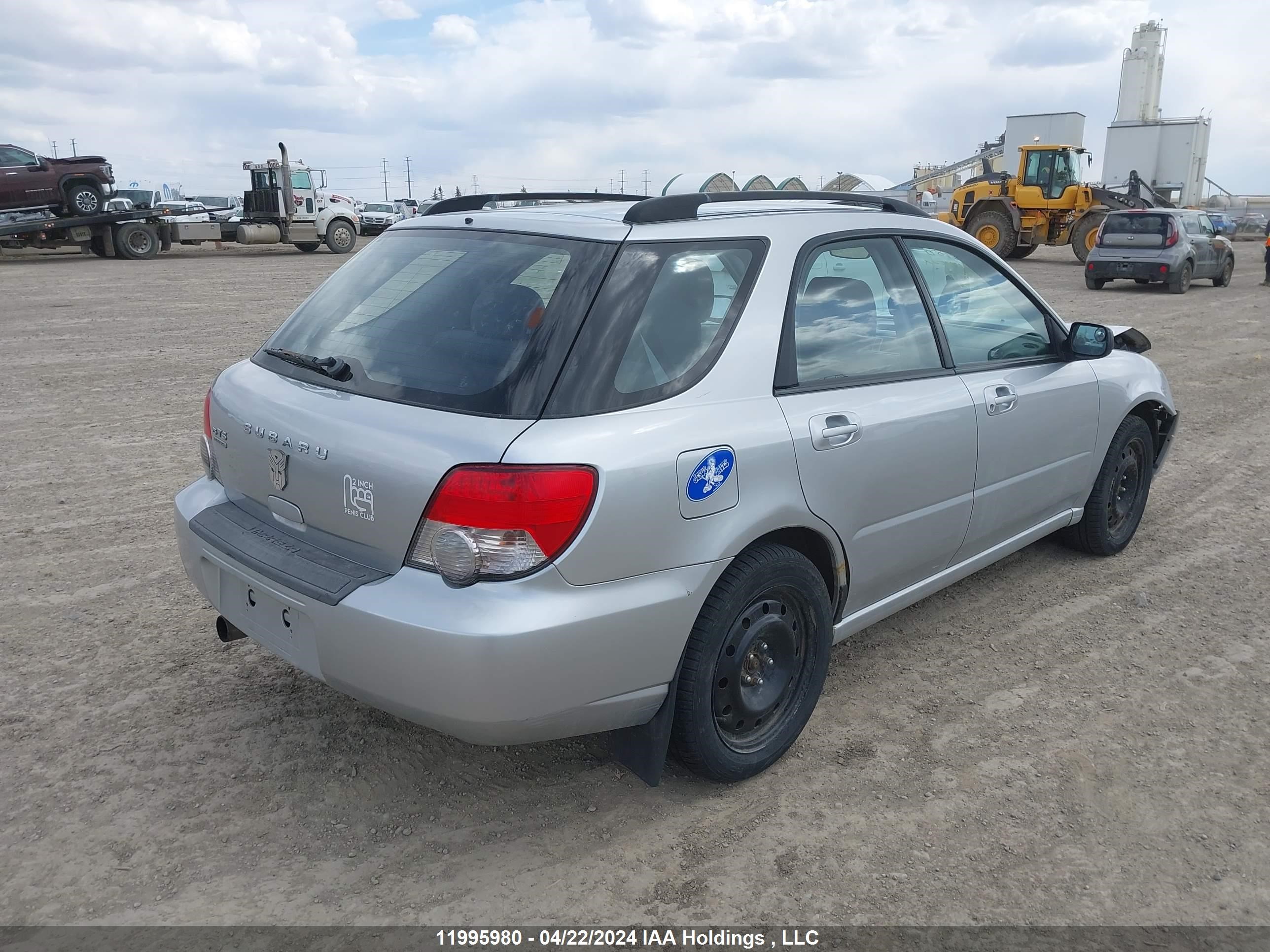 Photo 3 VIN: JF1GG65514G818423 - SUBARU IMPREZA 