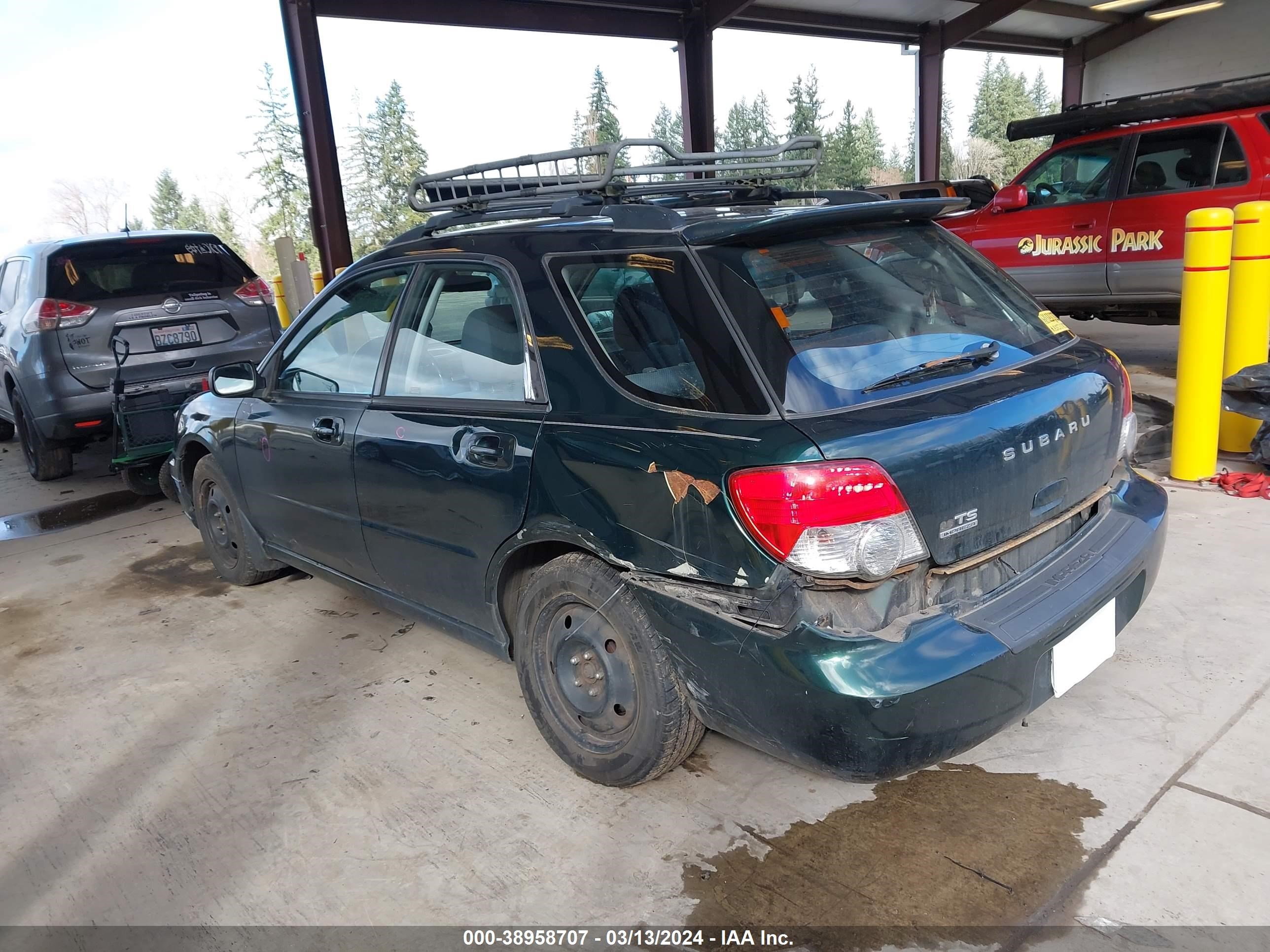 Photo 2 VIN: JF1GG65574H817769 - SUBARU IMPREZA 