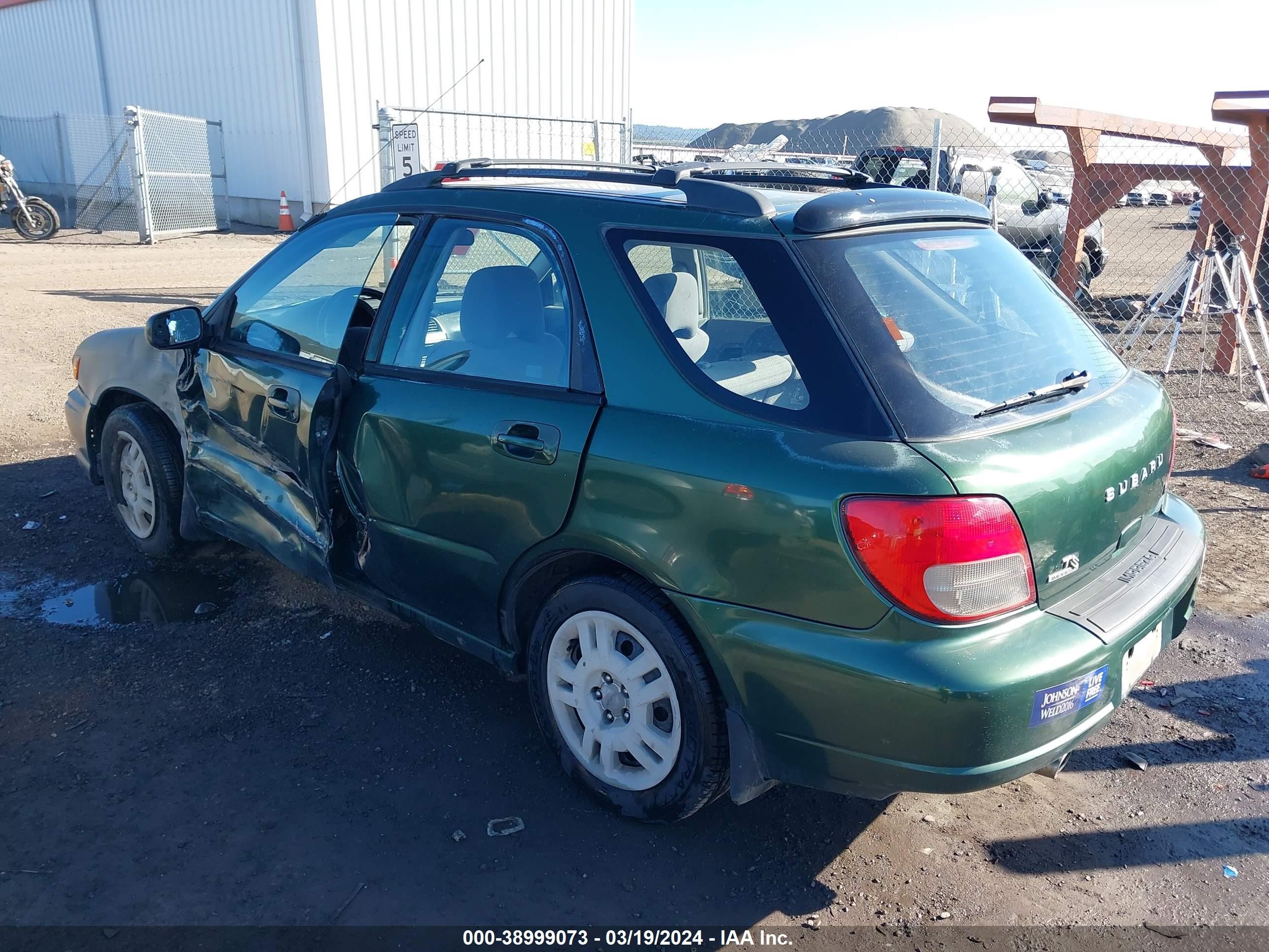 Photo 2 VIN: JF1GG65582G817881 - SUBARU IMPREZA 