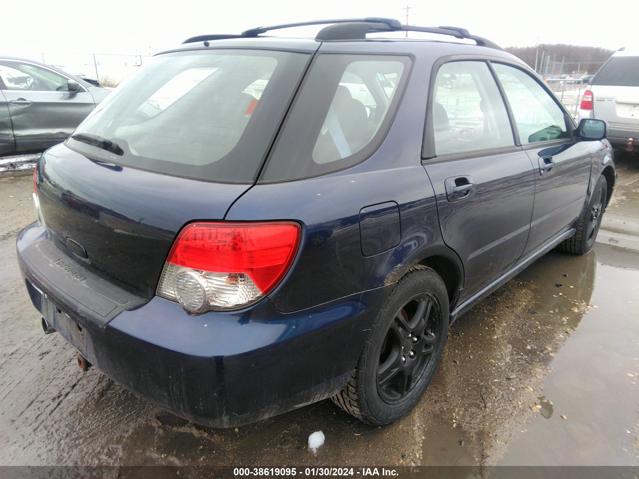 Photo 3 VIN: JF1GG67535G816560 - SUBARU IMPREZA 