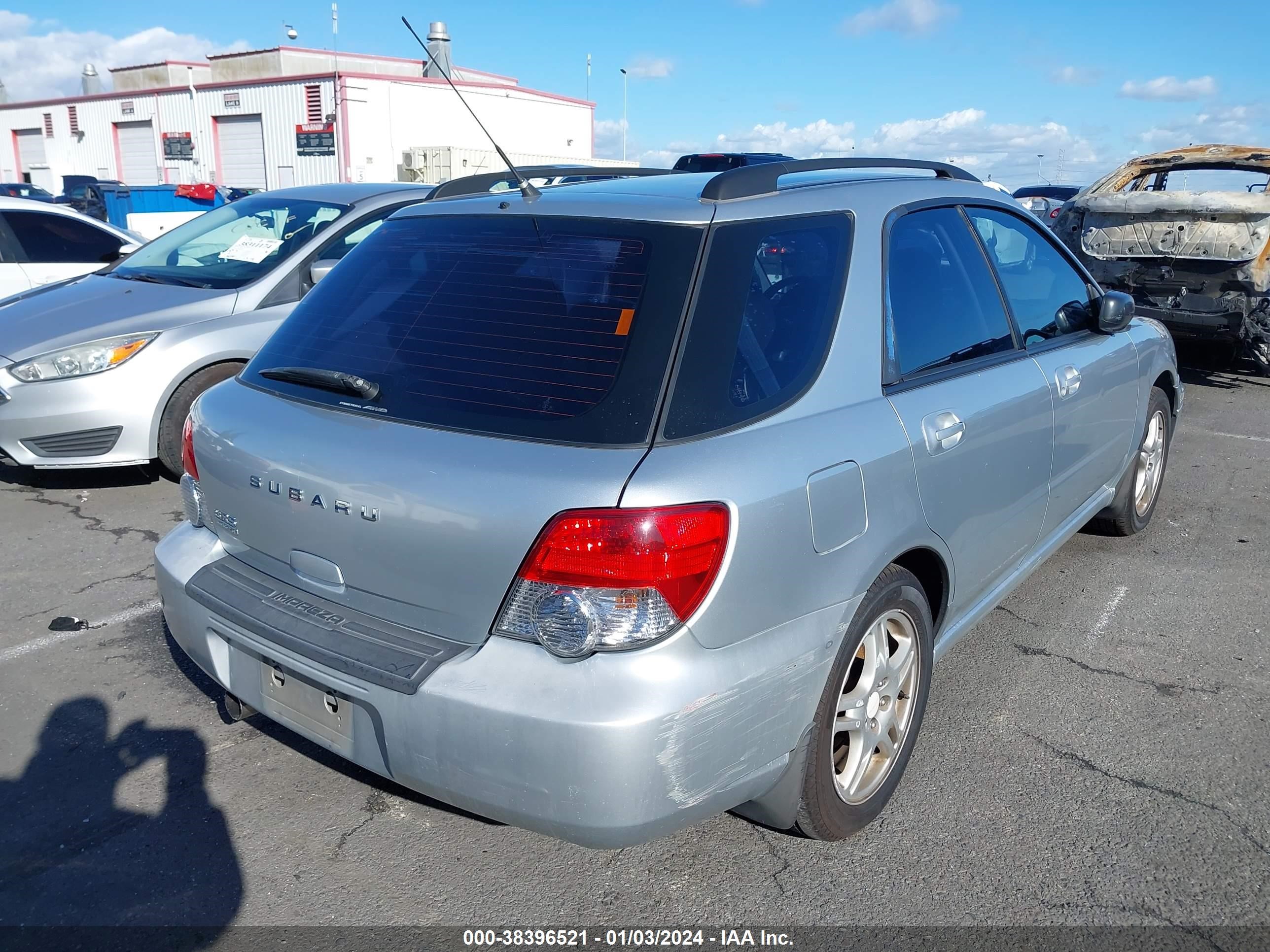 Photo 3 VIN: JF1GG67565H818118 - SUBARU IMPREZA 