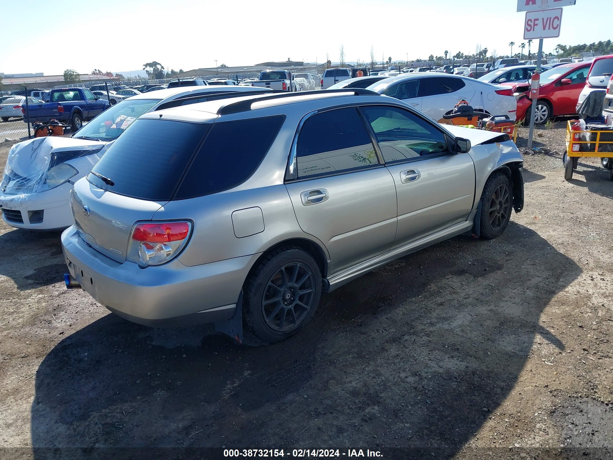 Photo 3 VIN: JF1GG676X6H813482 - SUBARU IMPREZA 