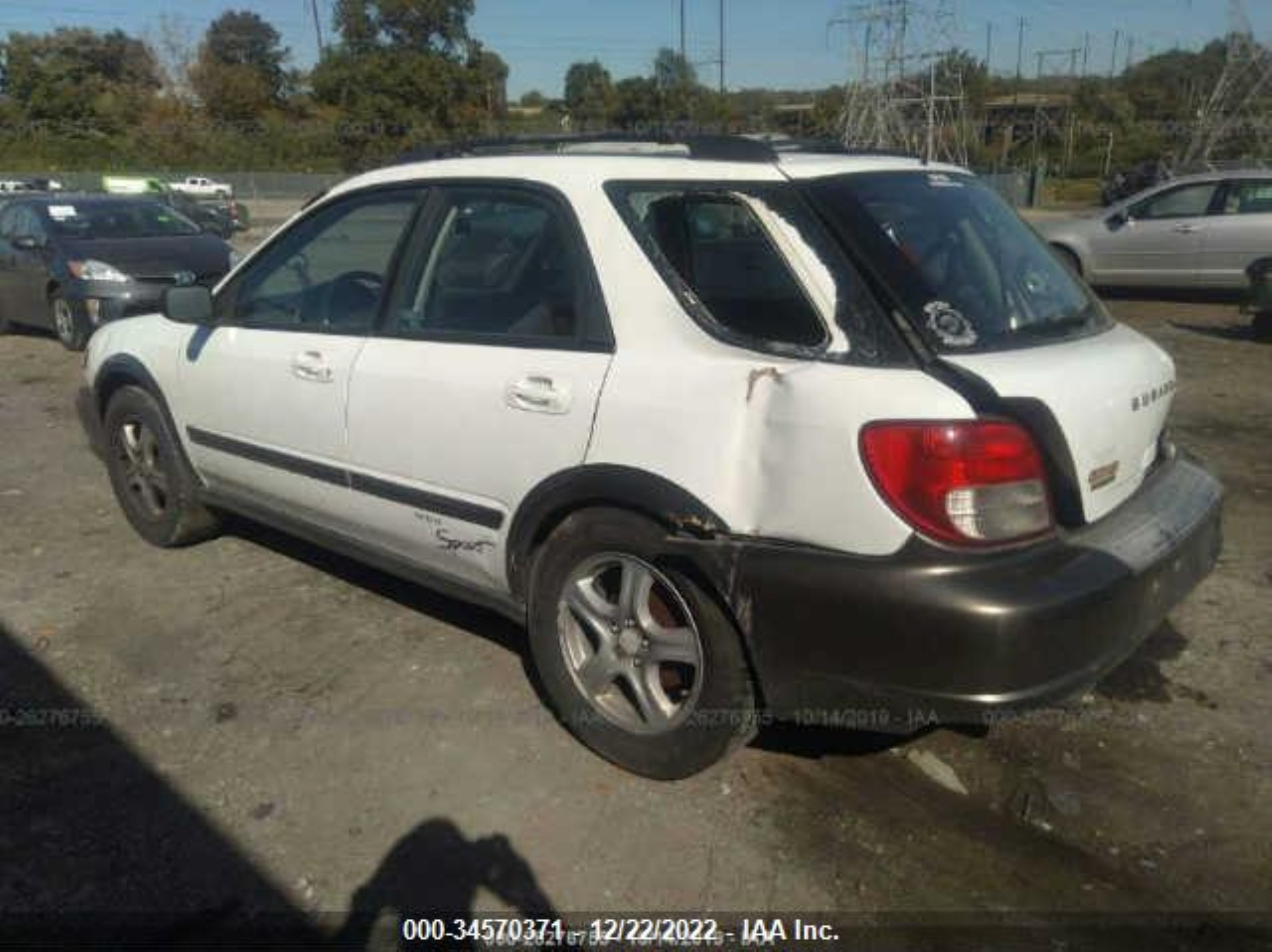 Photo 2 VIN: JF1GG68553H807056 - SUBARU IMPREZA 