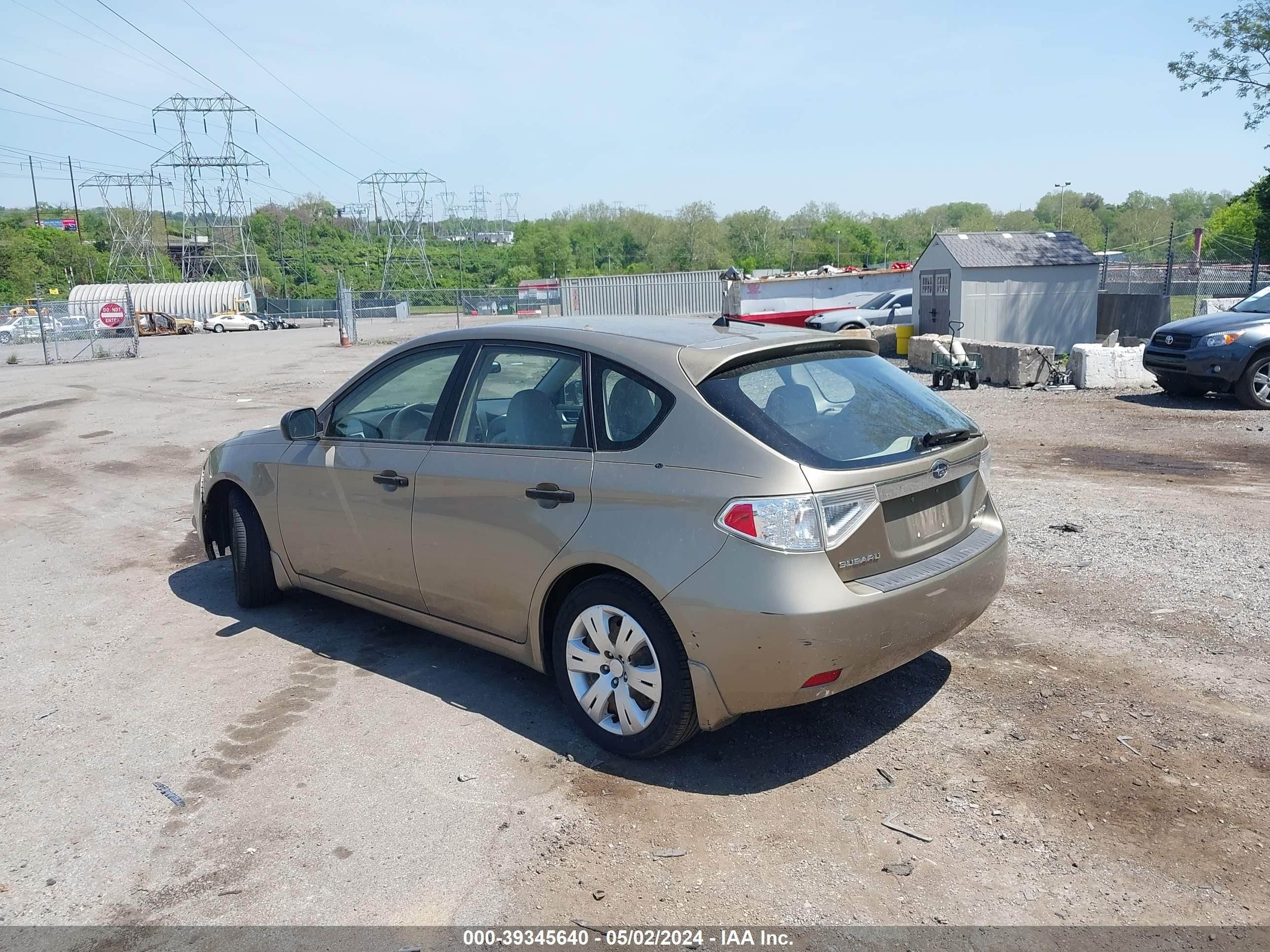 Photo 2 VIN: JF1GH61628H820404 - SUBARU IMPREZA 