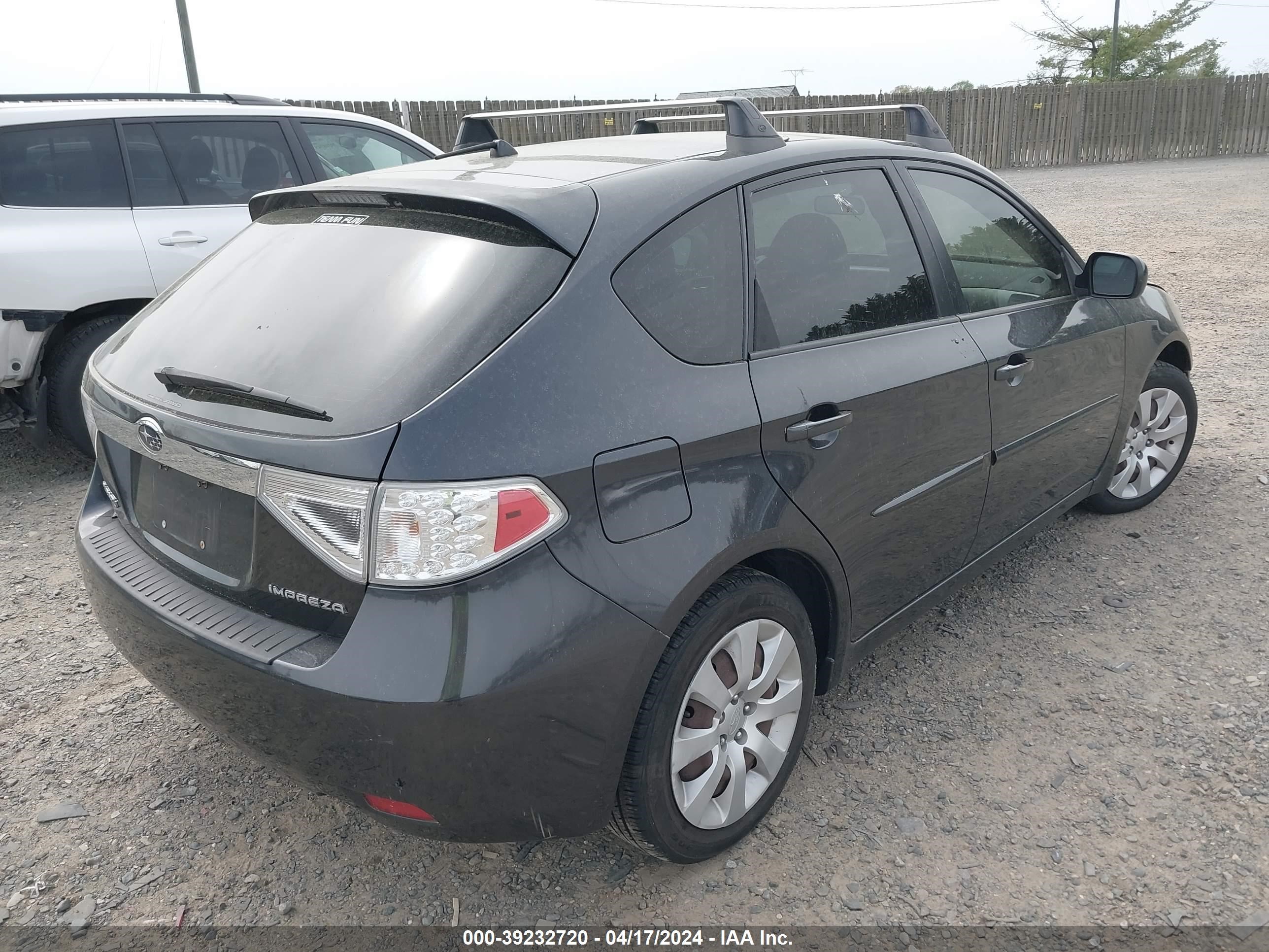 Photo 3 VIN: JF1GH61639G812884 - SUBARU IMPREZA 