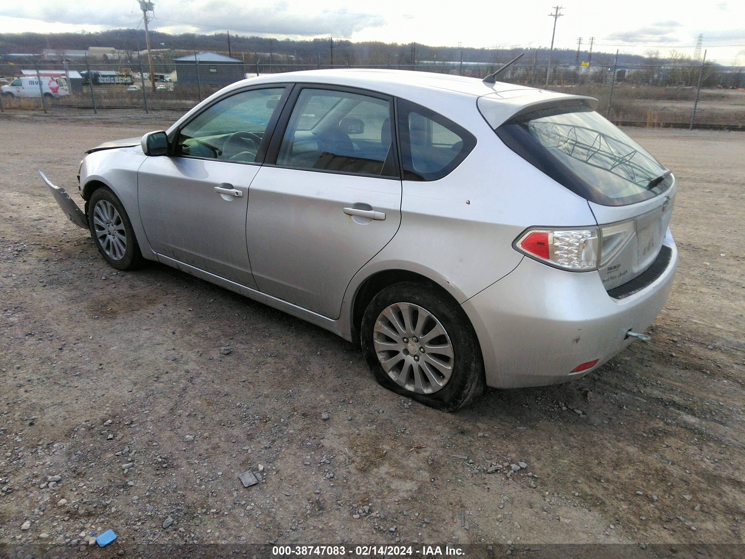 Photo 2 VIN: JF1GH61658H808831 - SUBARU IMPREZA 