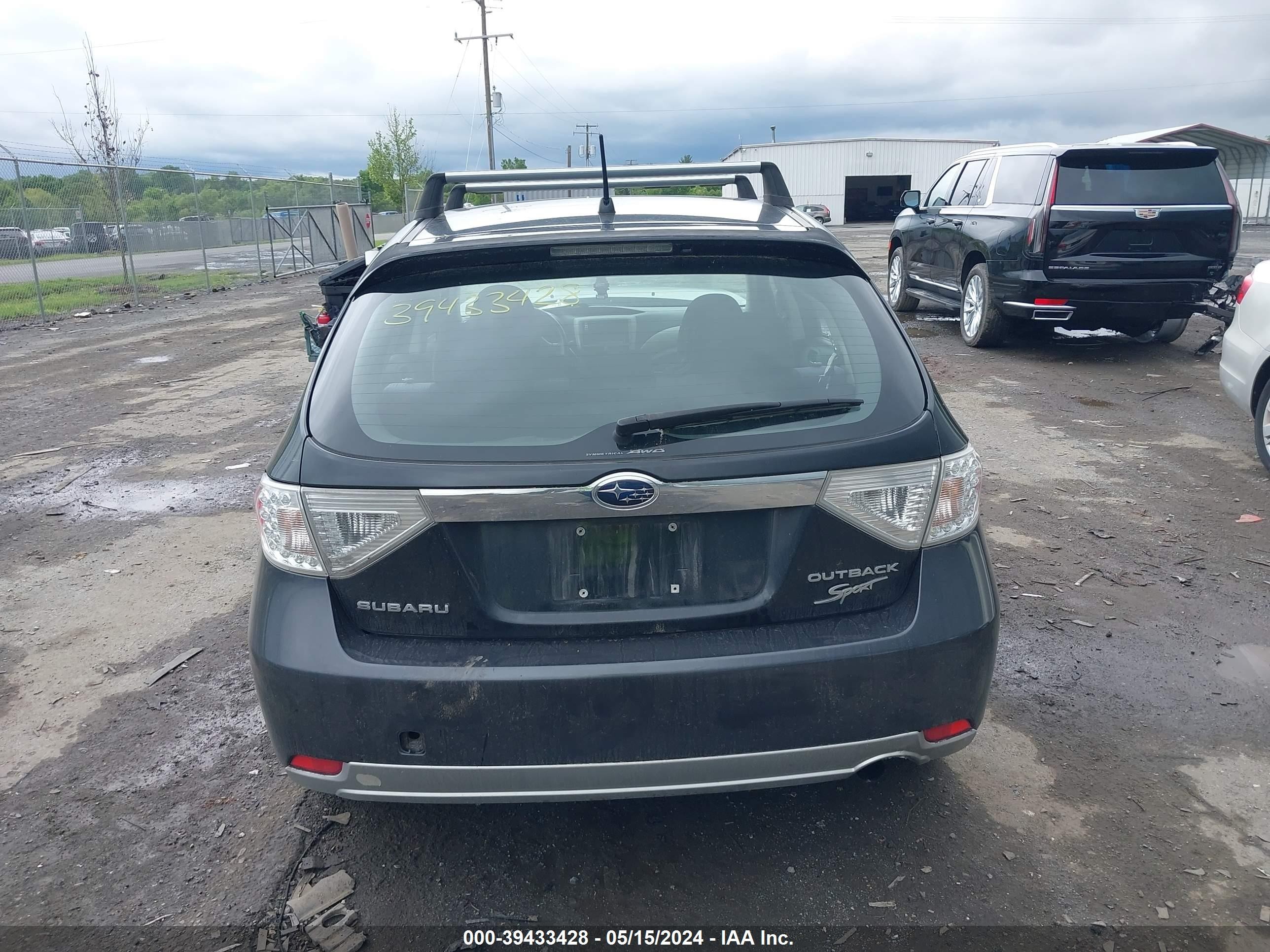 Photo 14 VIN: JF1GH63659H817060 - SUBARU NULL 