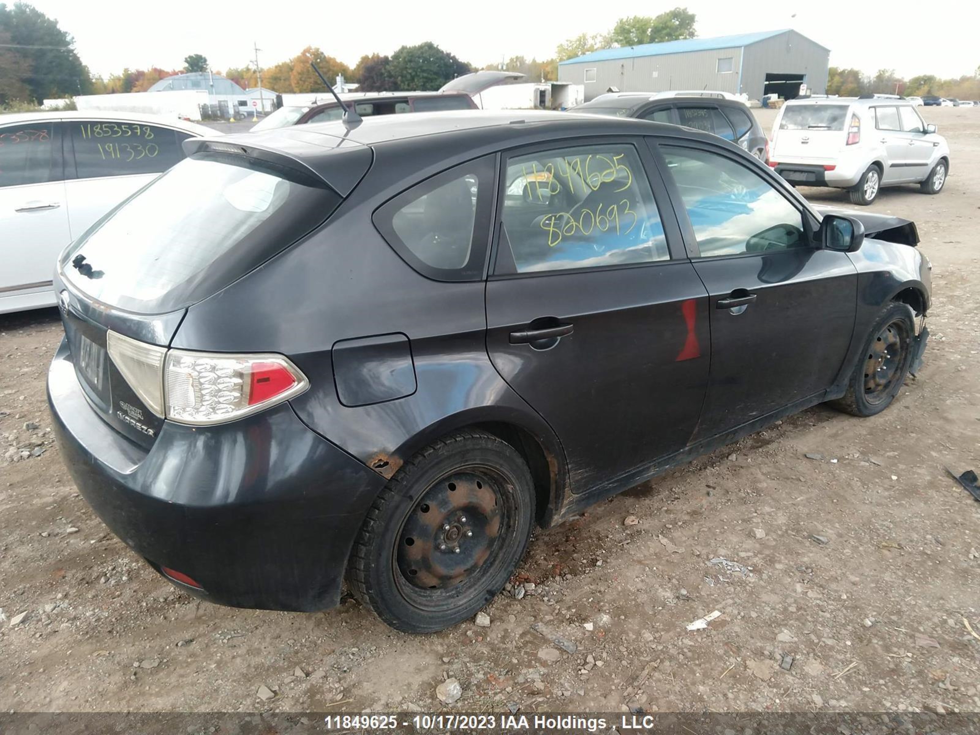 Photo 3 VIN: JF1GH6A66BG820693 - SUBARU IMPREZA 