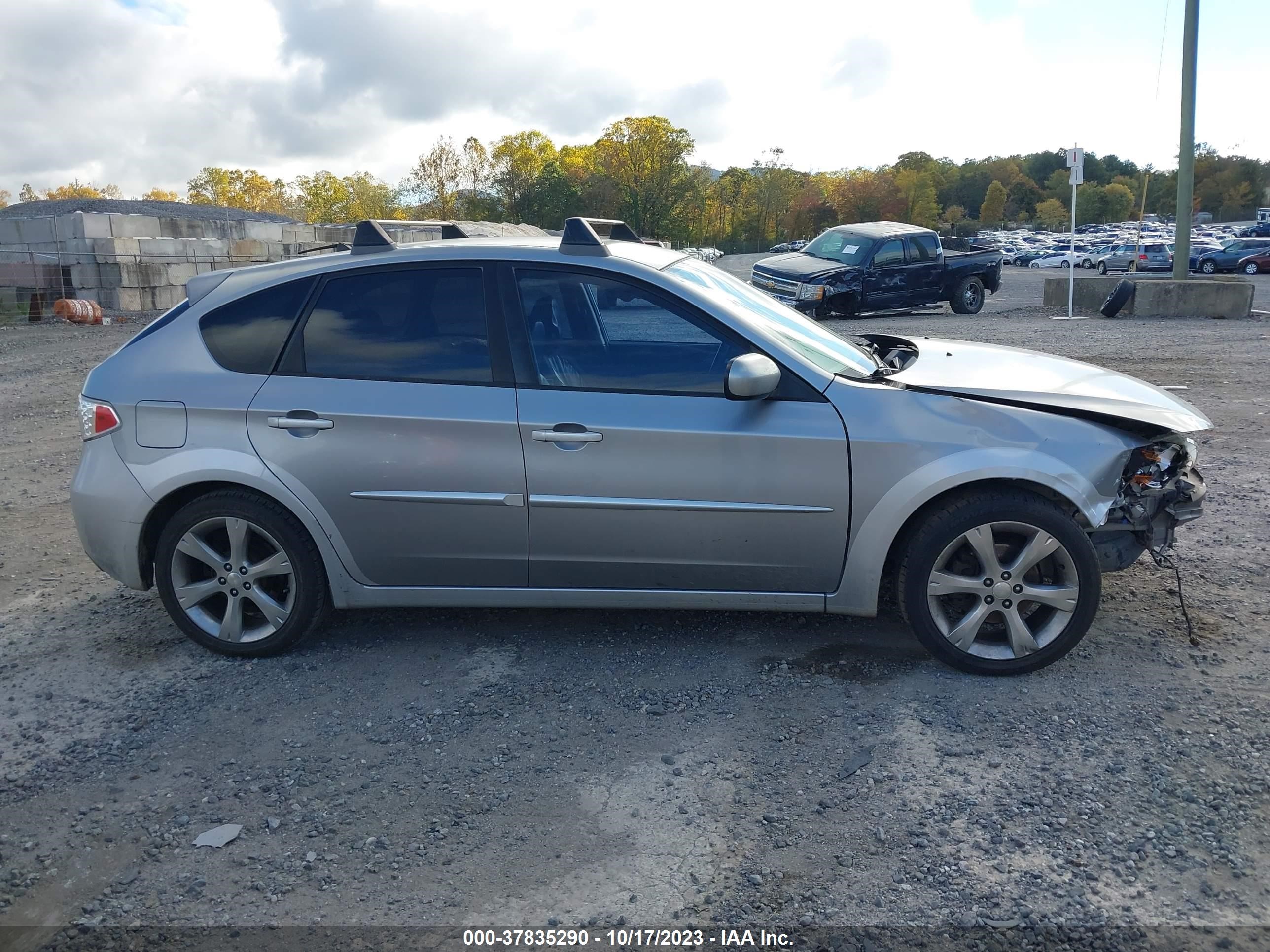 Photo 13 VIN: JF1GH6D68AH805889 - SUBARU IMPREZA 