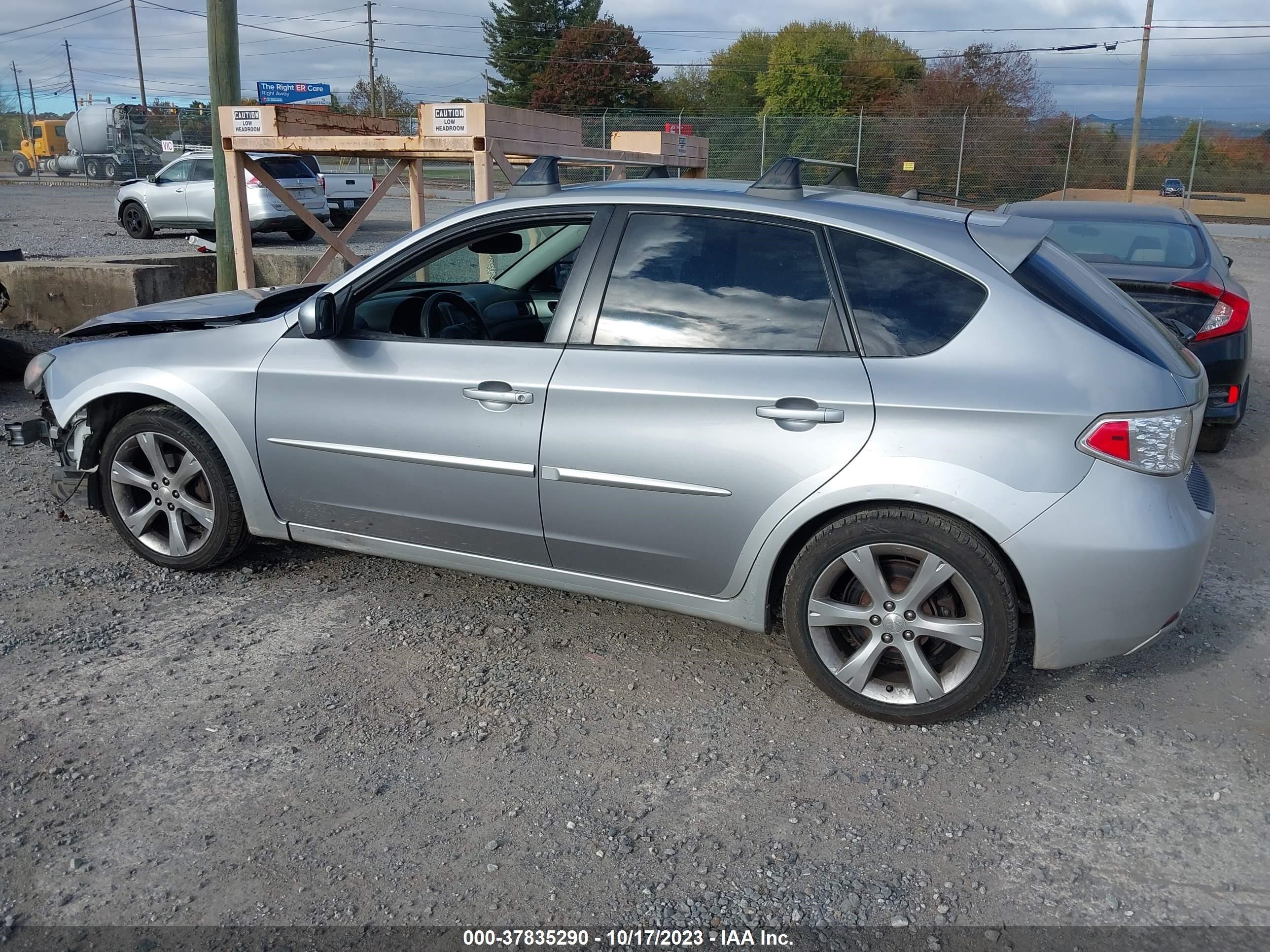 Photo 14 VIN: JF1GH6D68AH805889 - SUBARU IMPREZA 