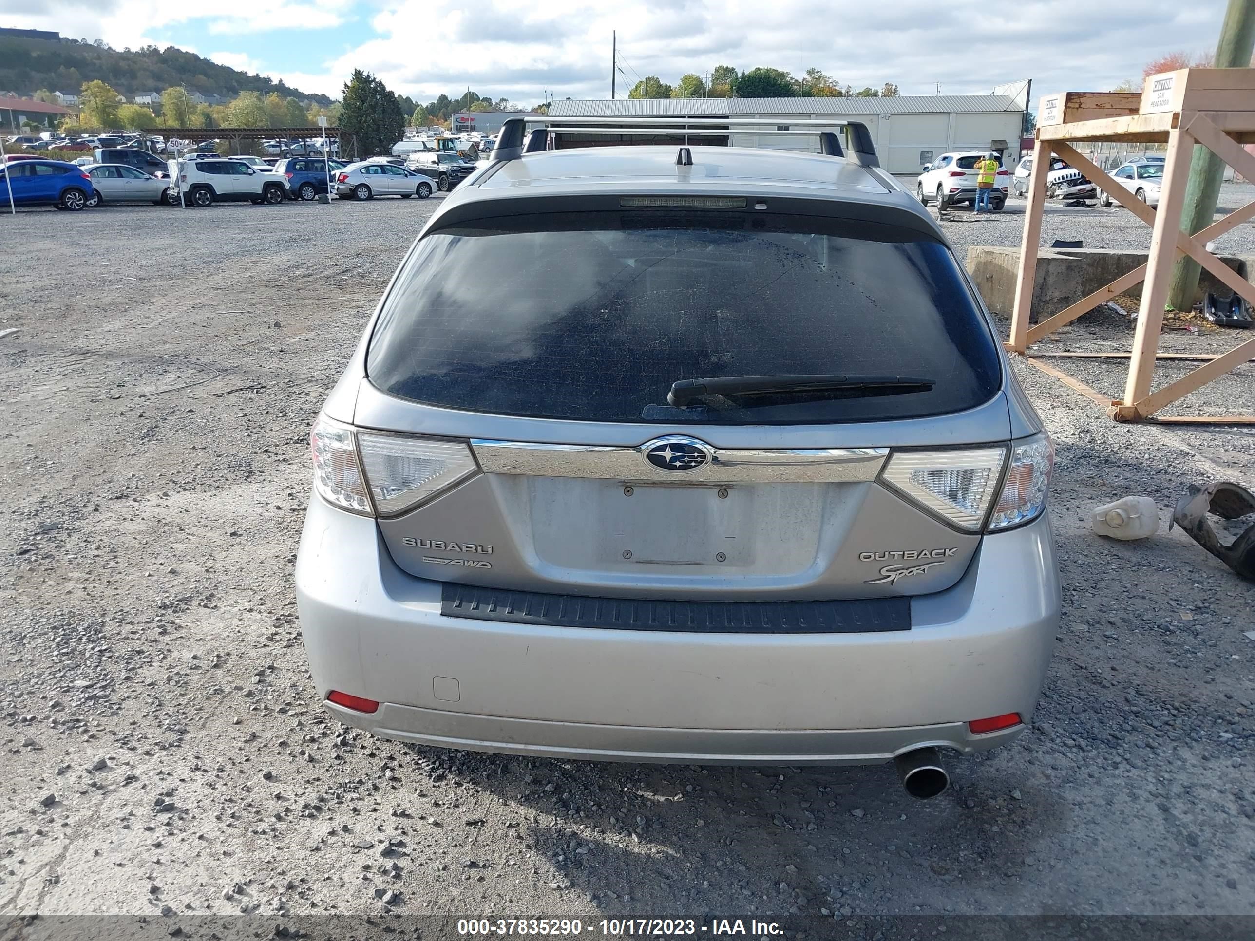 Photo 16 VIN: JF1GH6D68AH805889 - SUBARU IMPREZA 