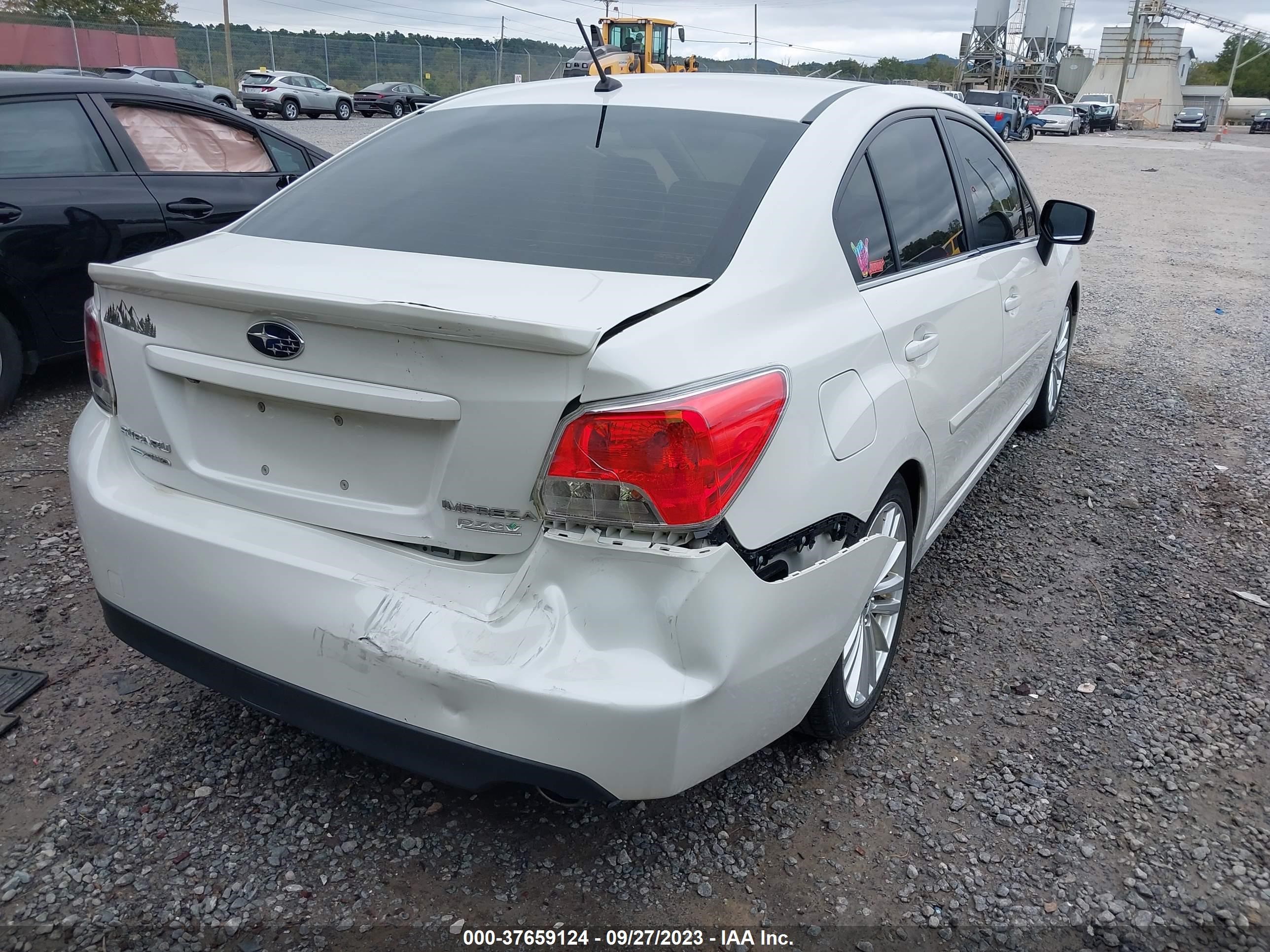 Photo 5 VIN: JF1GJAF6XGH022974 - SUBARU IMPREZA 