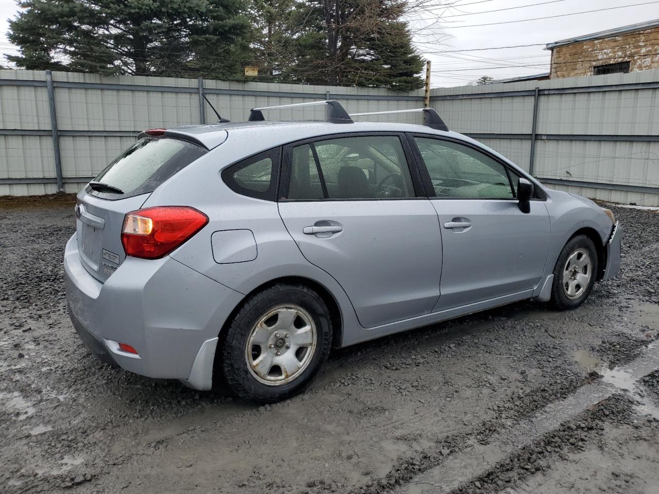 Photo 2 VIN: JF1GPAA61FG247889 - SUBARU IMPREZA 