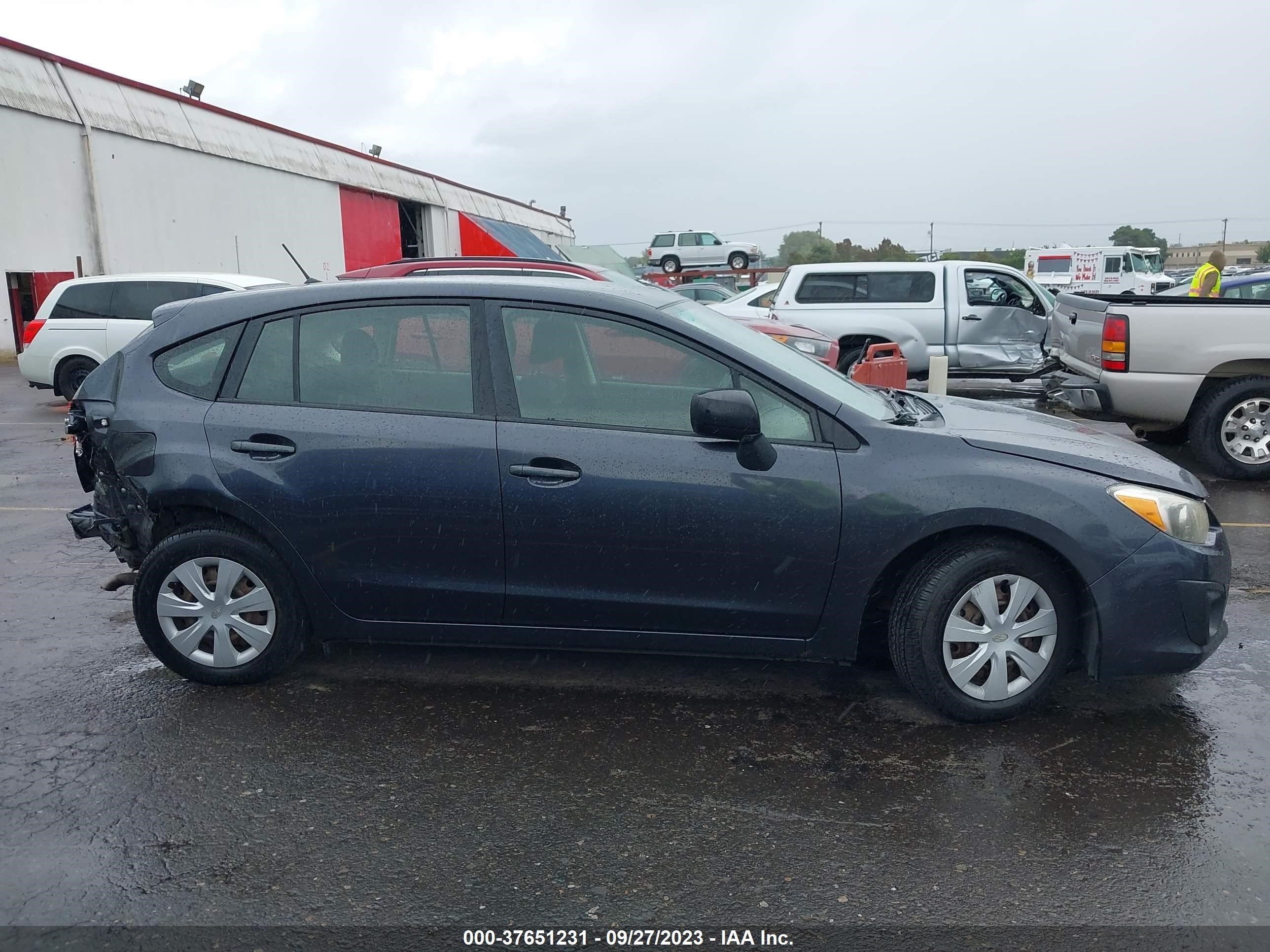 Photo 12 VIN: JF1GPAA66CH225263 - SUBARU IMPREZA 