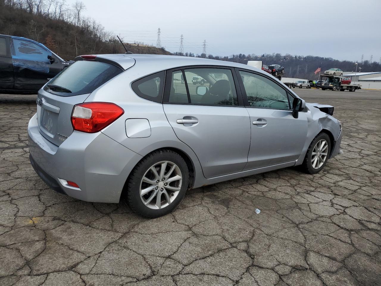 Photo 2 VIN: JF1GPAC62CG210357 - SUBARU IMPREZA 