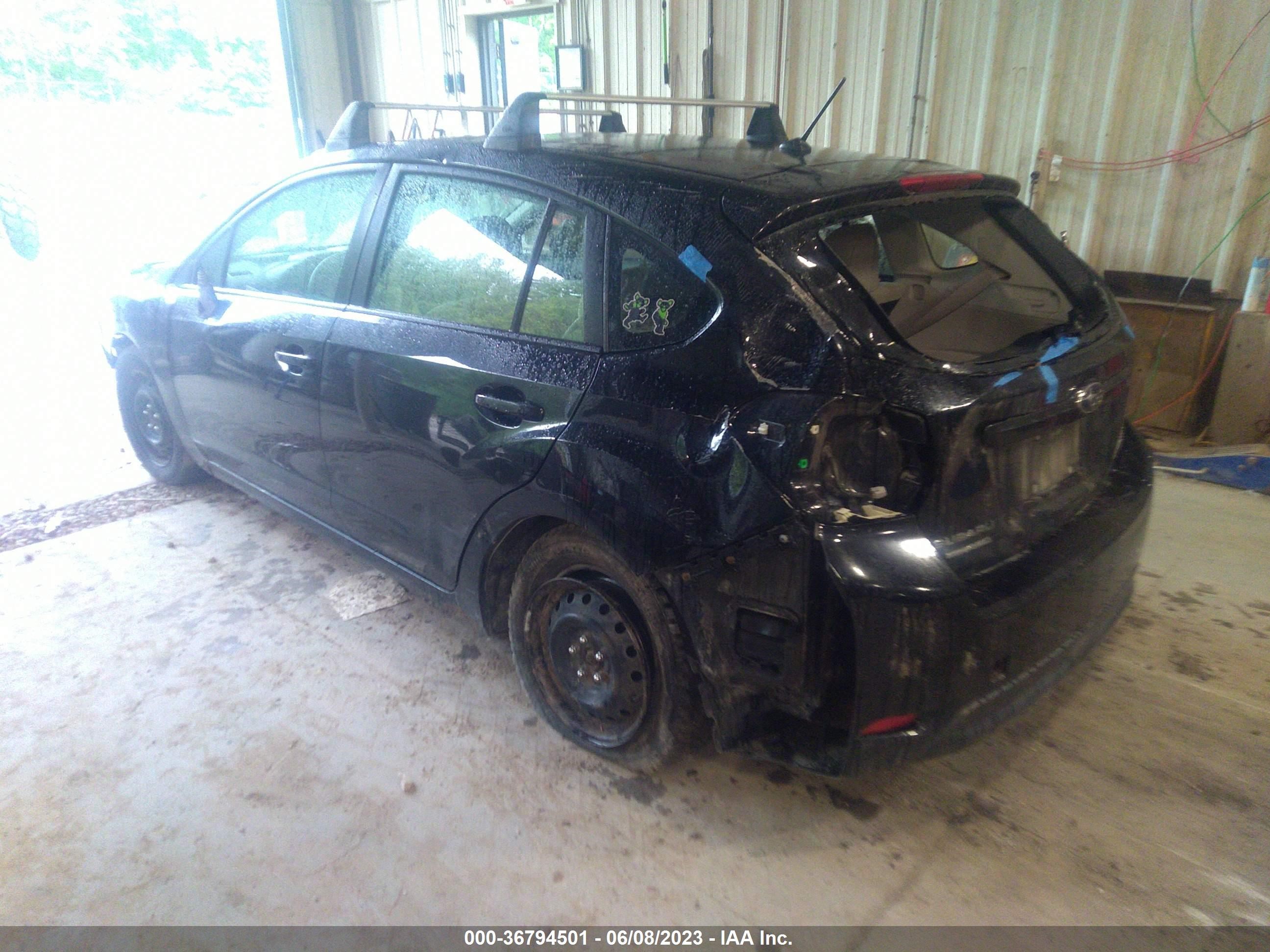 Photo 2 VIN: JF1GPAC69DH845300 - SUBARU IMPREZA 