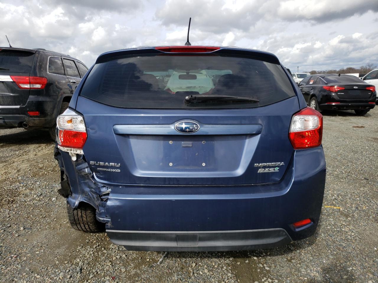 Photo 5 VIN: JF1GPAH66CH203883 - SUBARU IMPREZA 