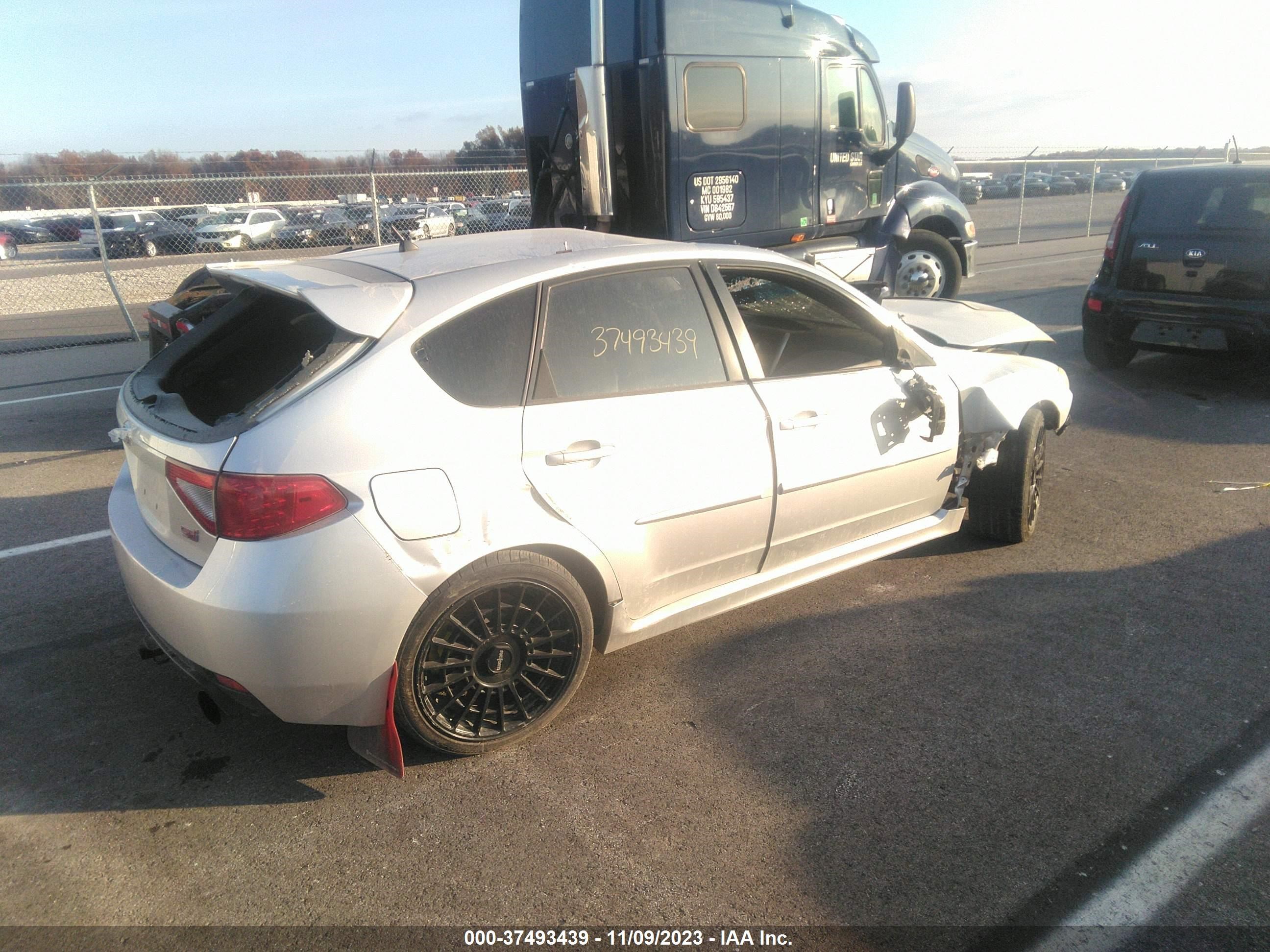 Photo 3 VIN: JF1GR89698L827277 - SUBARU IMPREZA WRX STI 