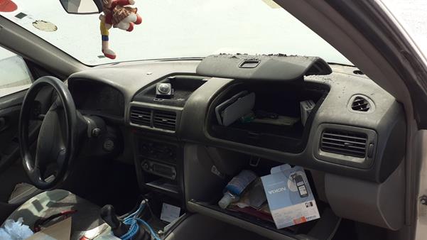 Photo 21 VIN: JF1SF53H5XJ031700 - SUBARU FORESTER 