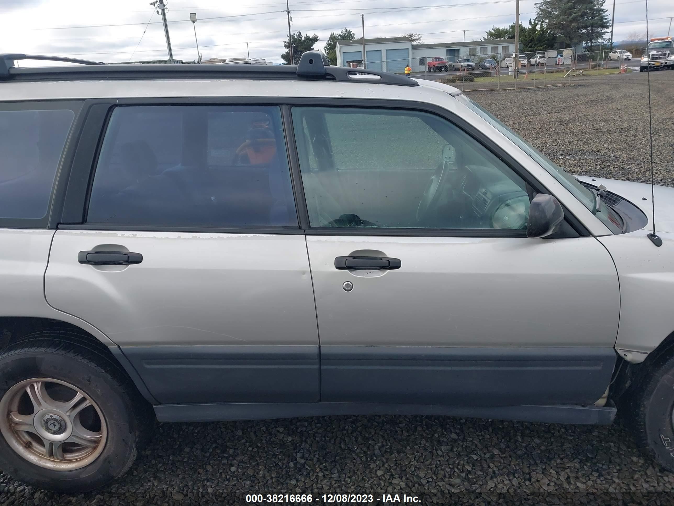 Photo 13 VIN: JF1SF6350XH713273 - SUBARU FORESTER 