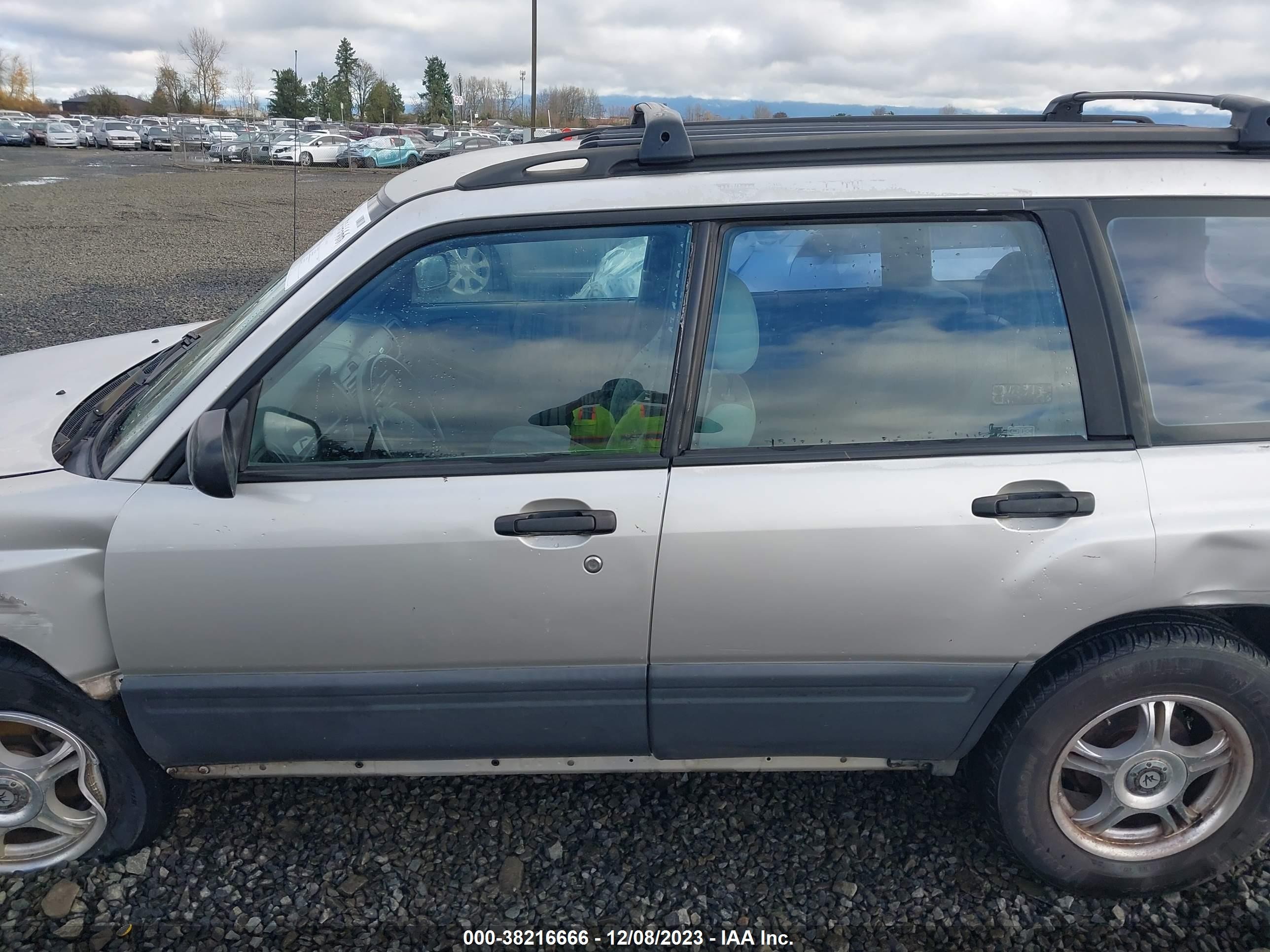 Photo 14 VIN: JF1SF6350XH713273 - SUBARU FORESTER 