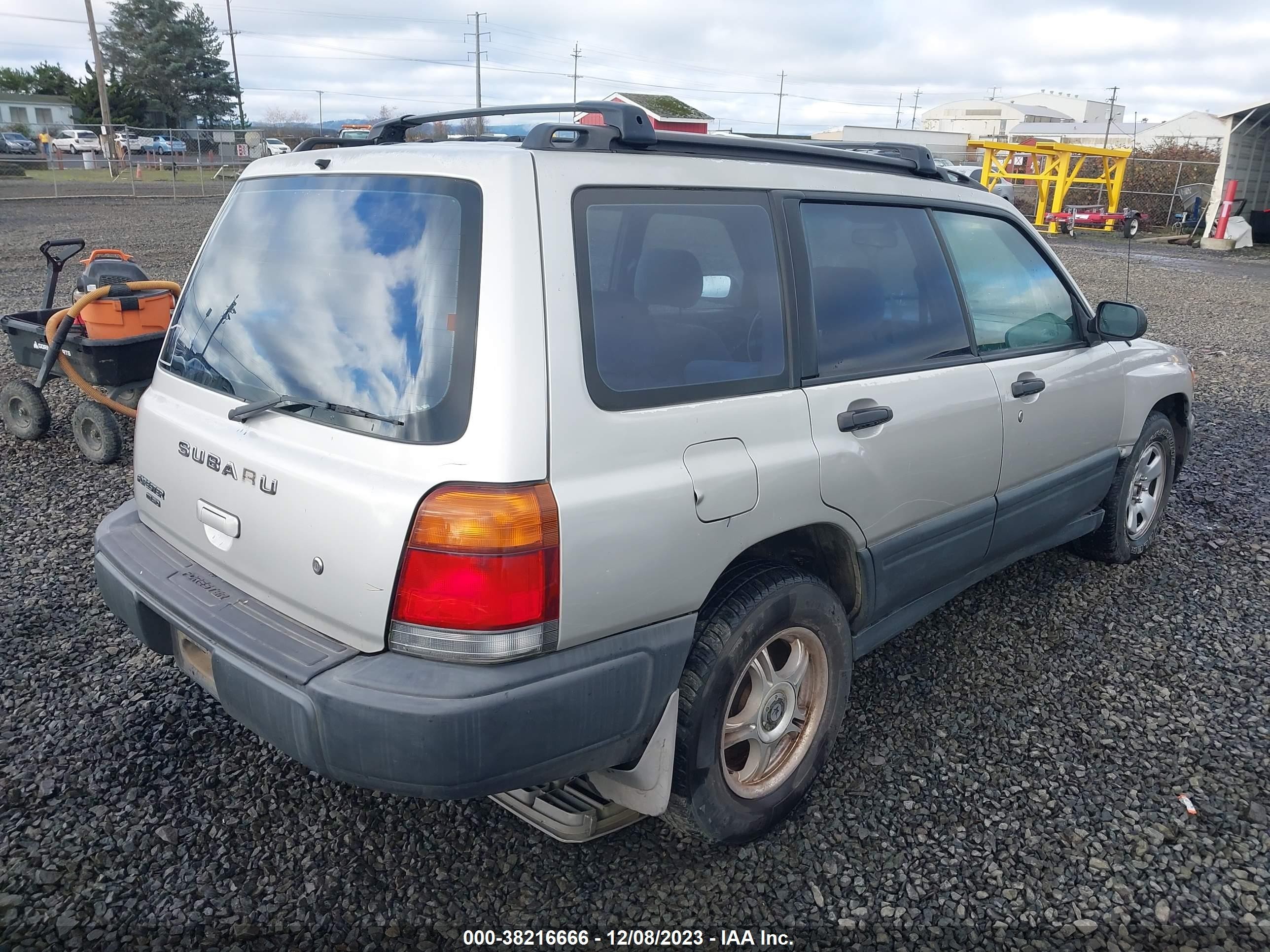 Photo 3 VIN: JF1SF6350XH713273 - SUBARU FORESTER 