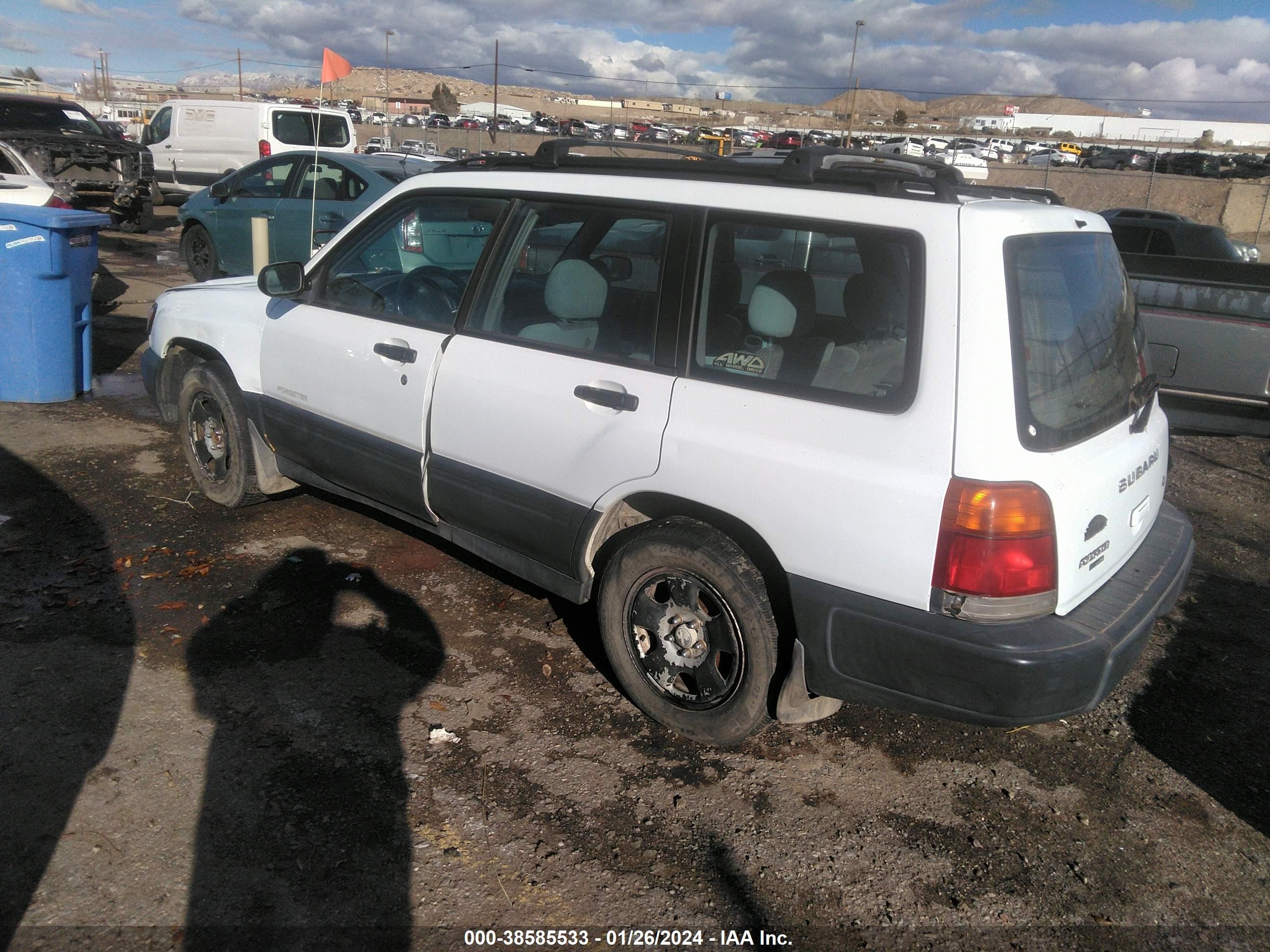 Photo 2 VIN: JF1SF6351XH703870 - SUBARU FORESTER 