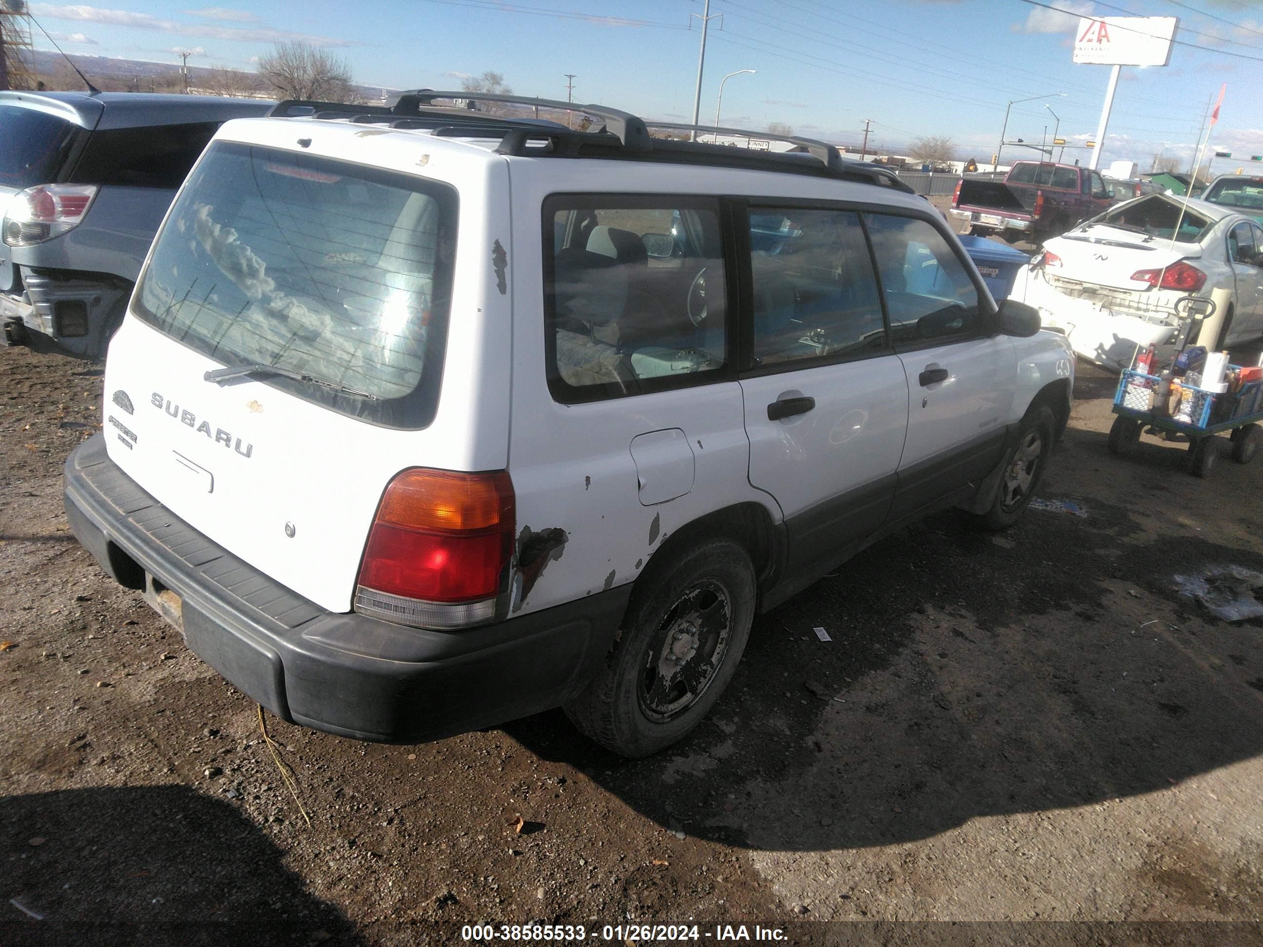 Photo 3 VIN: JF1SF6351XH703870 - SUBARU FORESTER 