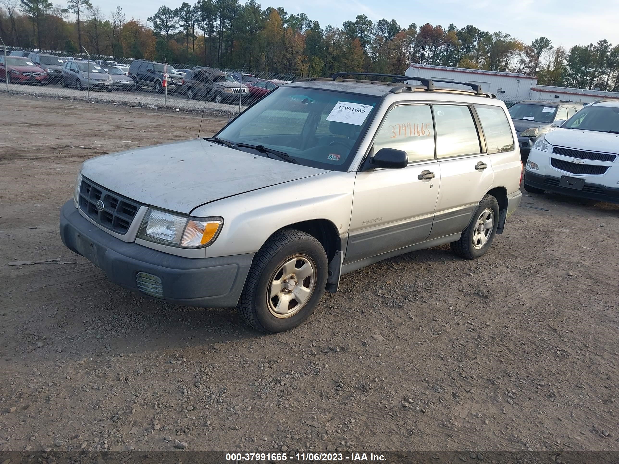 Photo 1 VIN: JF1SF6352XH742726 - SUBARU FORESTER 