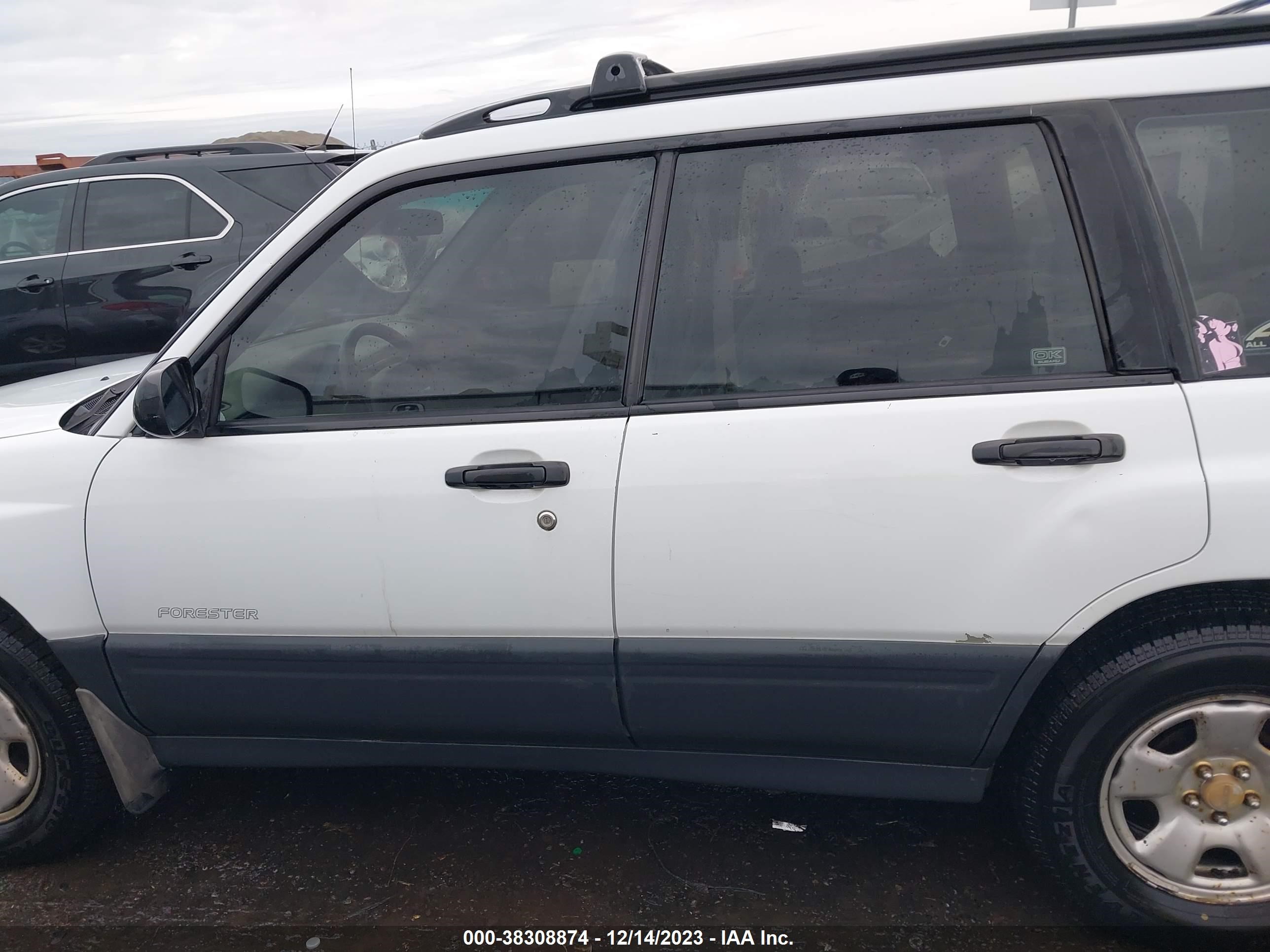 Photo 13 VIN: JF1SF6352YH720923 - SUBARU FORESTER 