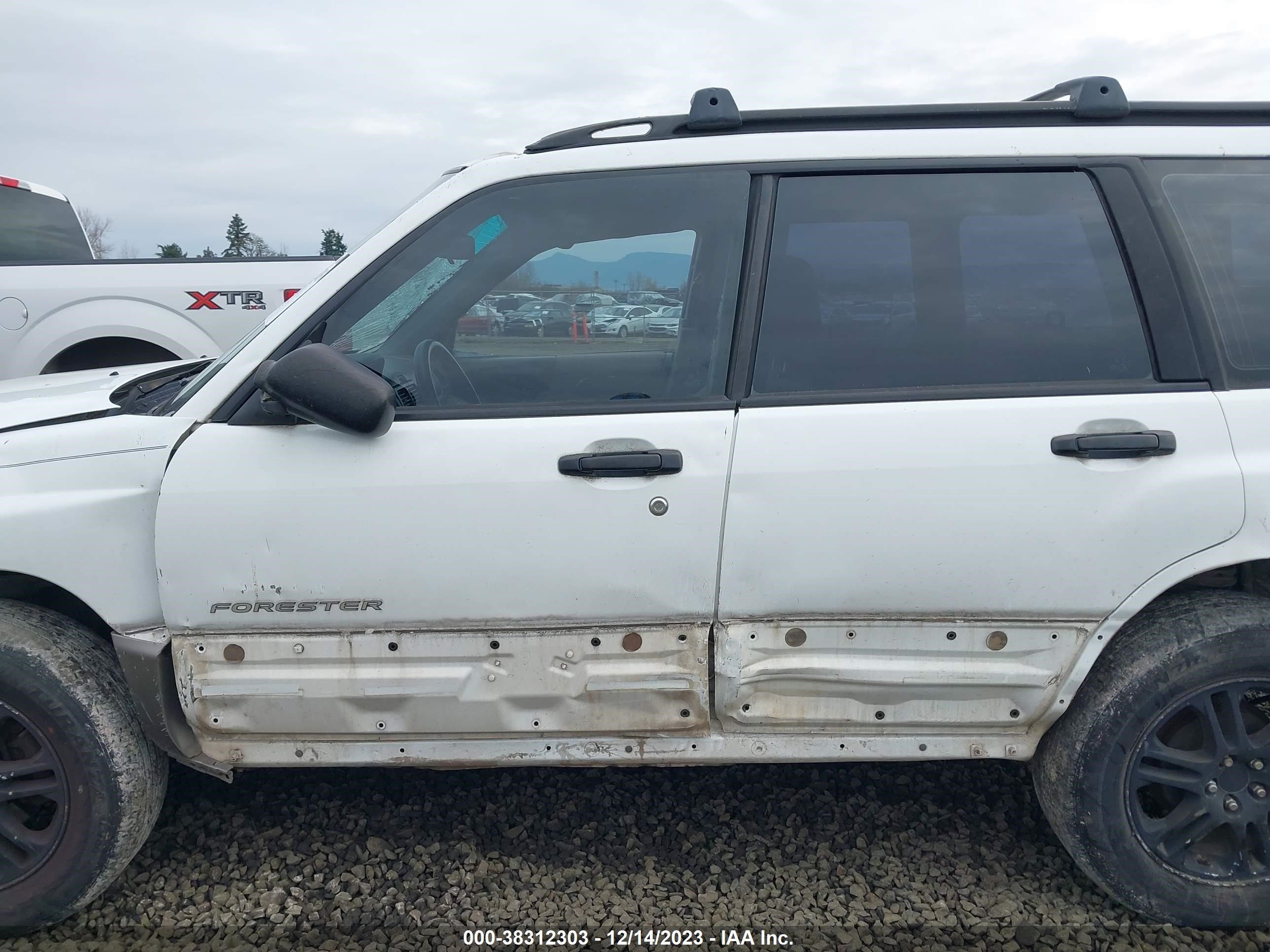 Photo 14 VIN: JF1SF63551G752163 - SUBARU FORESTER 