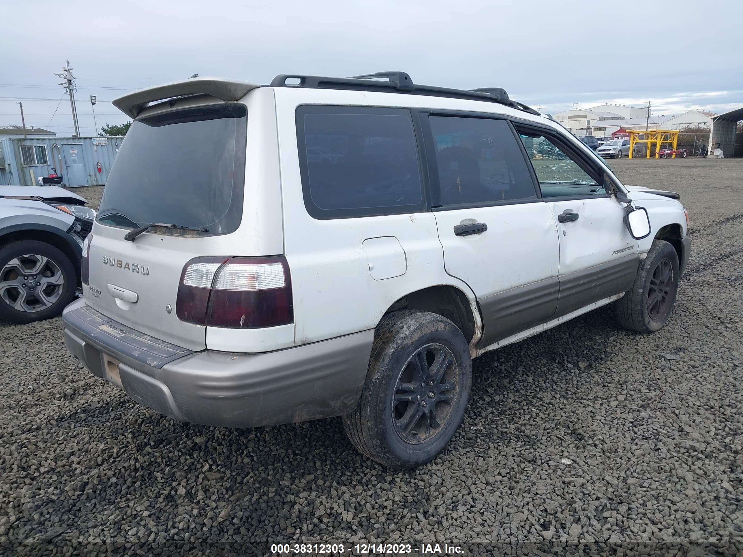 Photo 3 VIN: JF1SF63551G752163 - SUBARU FORESTER 