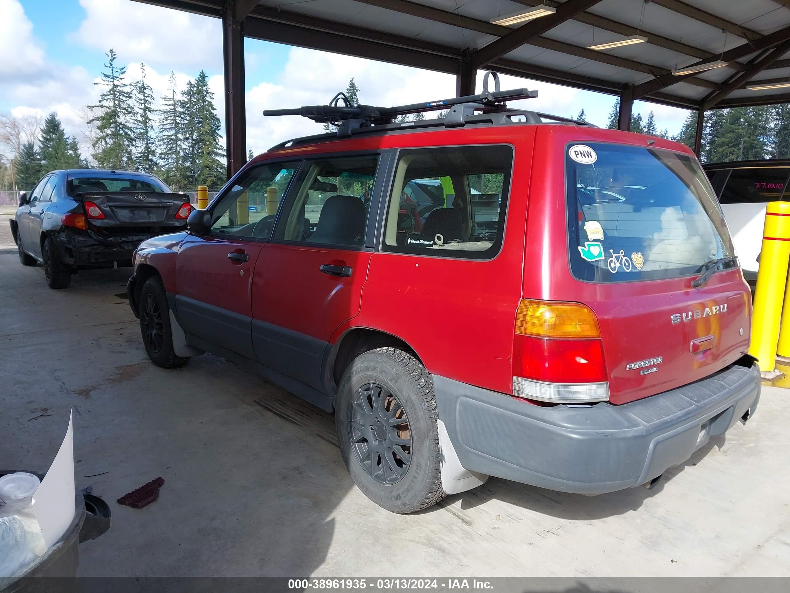 Photo 2 VIN: JF1SF6356YG730683 - SUBARU FORESTER 